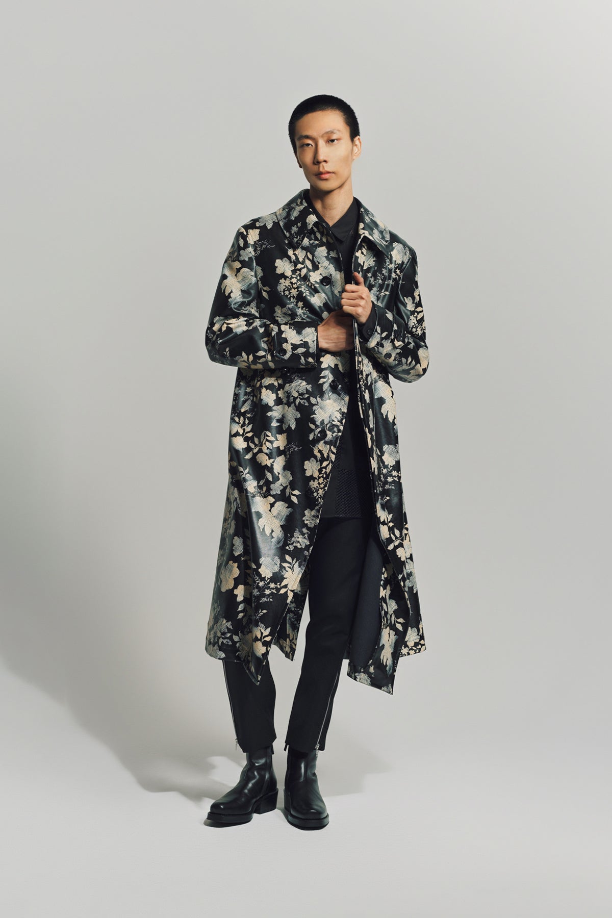 COMME DES GARCONS HOMME PLUS | FAUX LEATHER FLOWER PRINT COAT