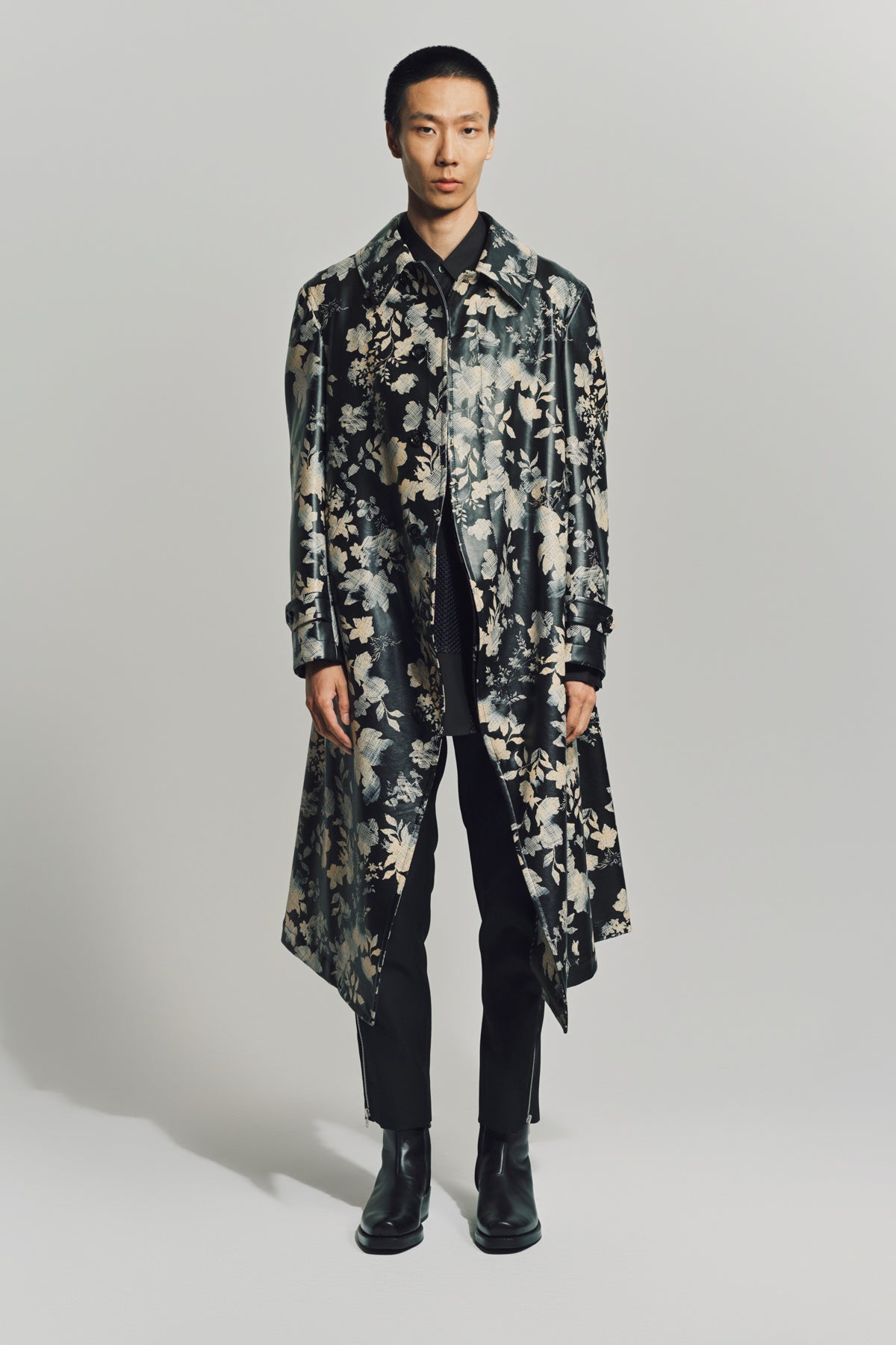 COMME DES GARCONS HOMME PLUS | FAUX LEATHER FLOWER PRINT COAT