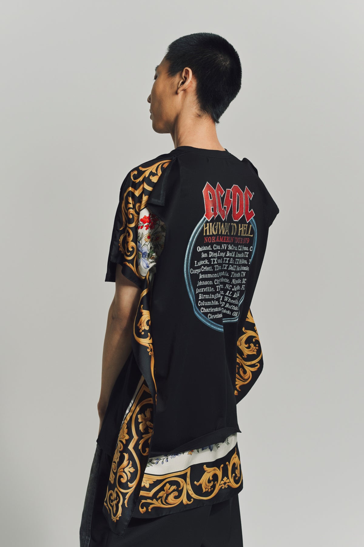 2025SSJUNYA WATANABE MAN AC/DC Tシャツ Lサイズ 2025SSJUNYA WATANABE MAN AC/DC Tシャツ Lサイズ