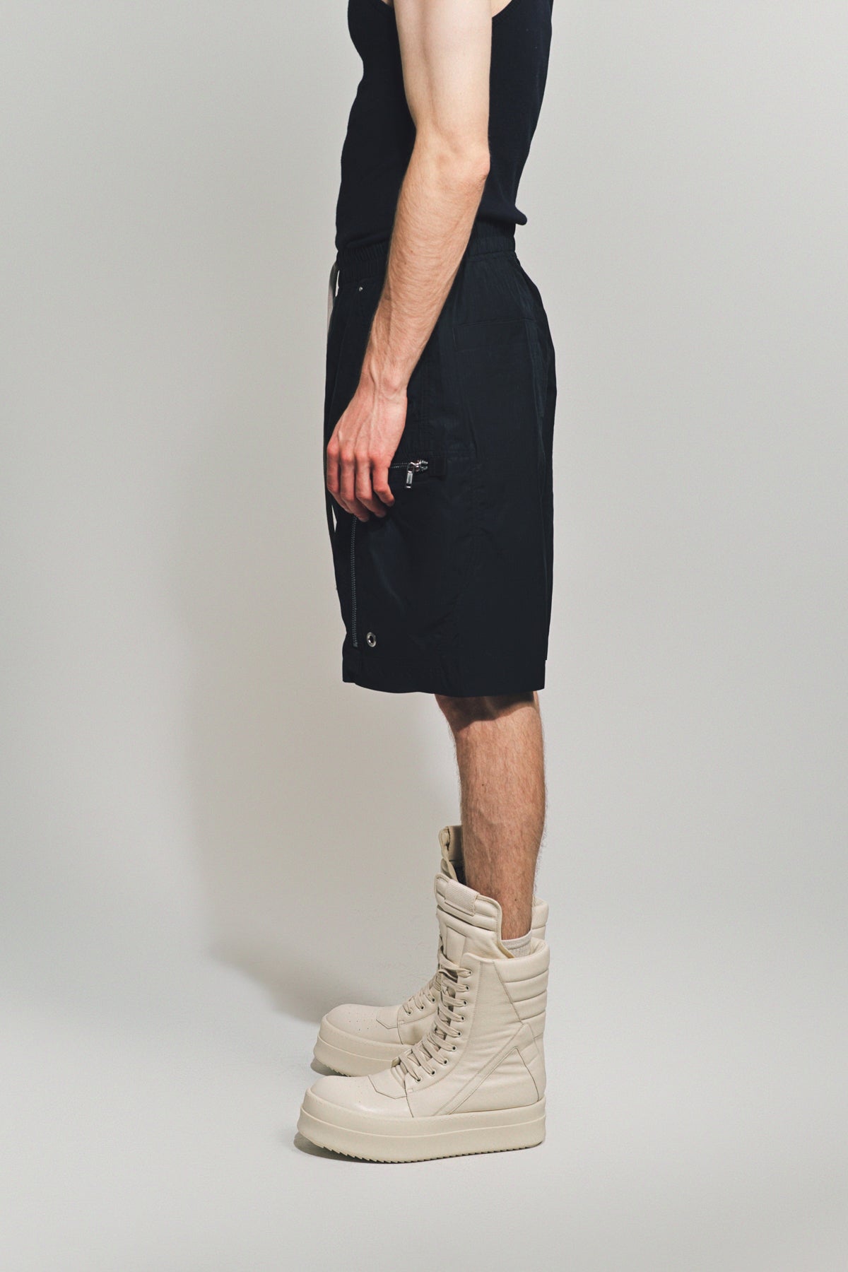 パンツ Rick owens DRKSHDW BAUHAUS SHORT 46 Rick Owens DRKSHDW Bauhaus Shorts - Dark Dust Cotton Canvas