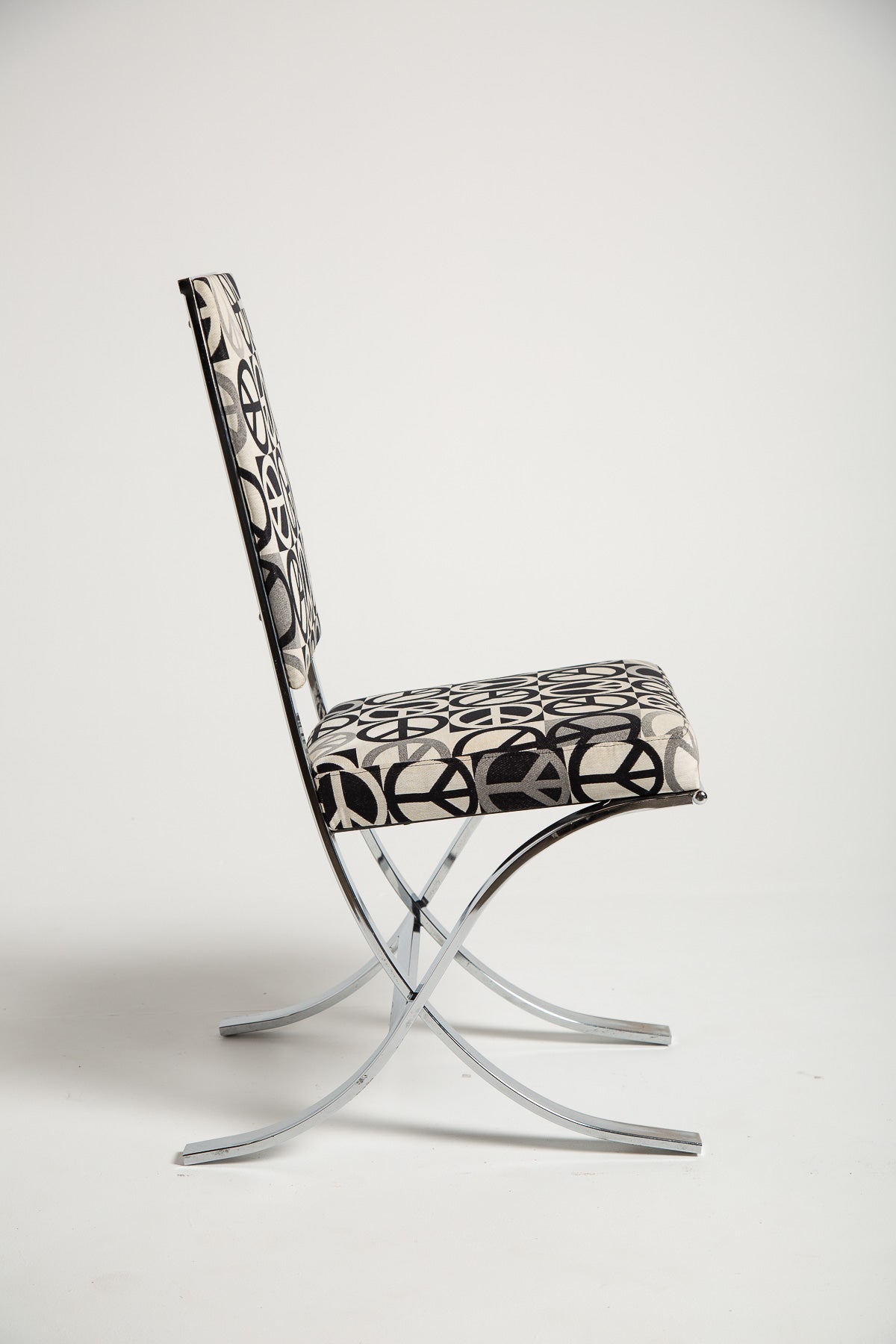 MAXFIELD PRIVATE COLLECTION | VINTAGE PEACE MOTIF CHAIR - MAXFIELD LA
