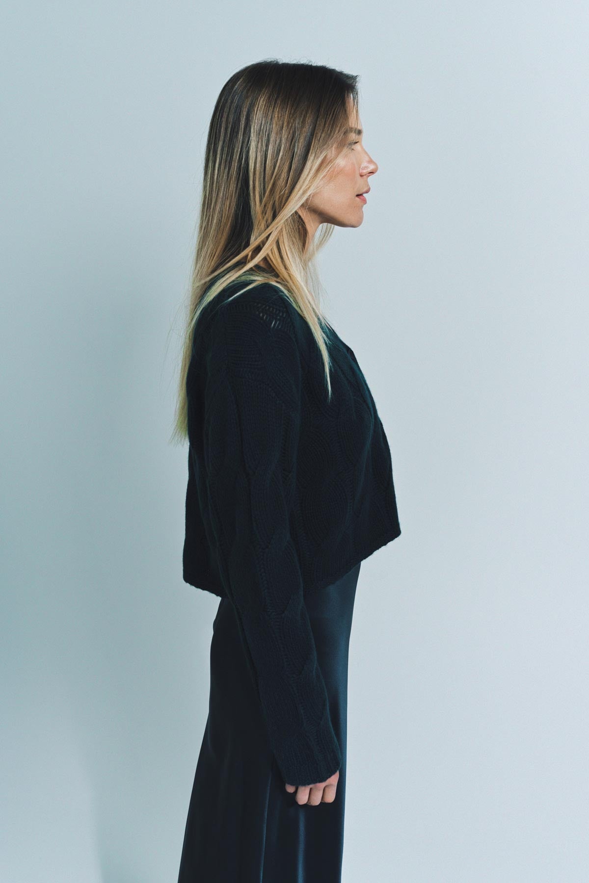SABLYN | JOLIE V-NECK CROPPED CABLE CASHMERE CARDIGAN - MAXFIELD LA