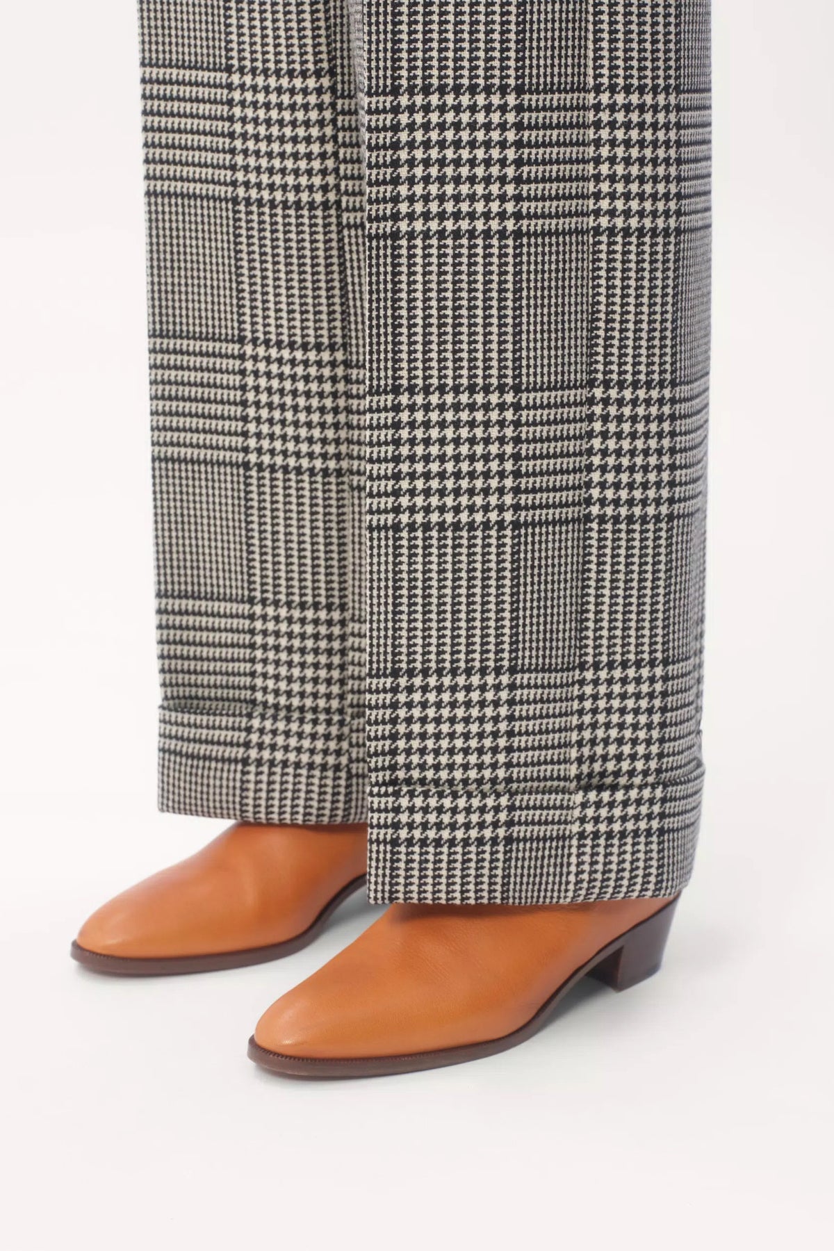 VALENTINO GARAVANI | PAT ANKLE BOOTS