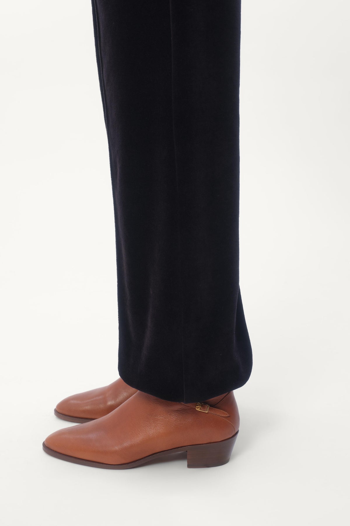 VALENTINO | VLOGO SWEATPANTS - MAXFIELD LA