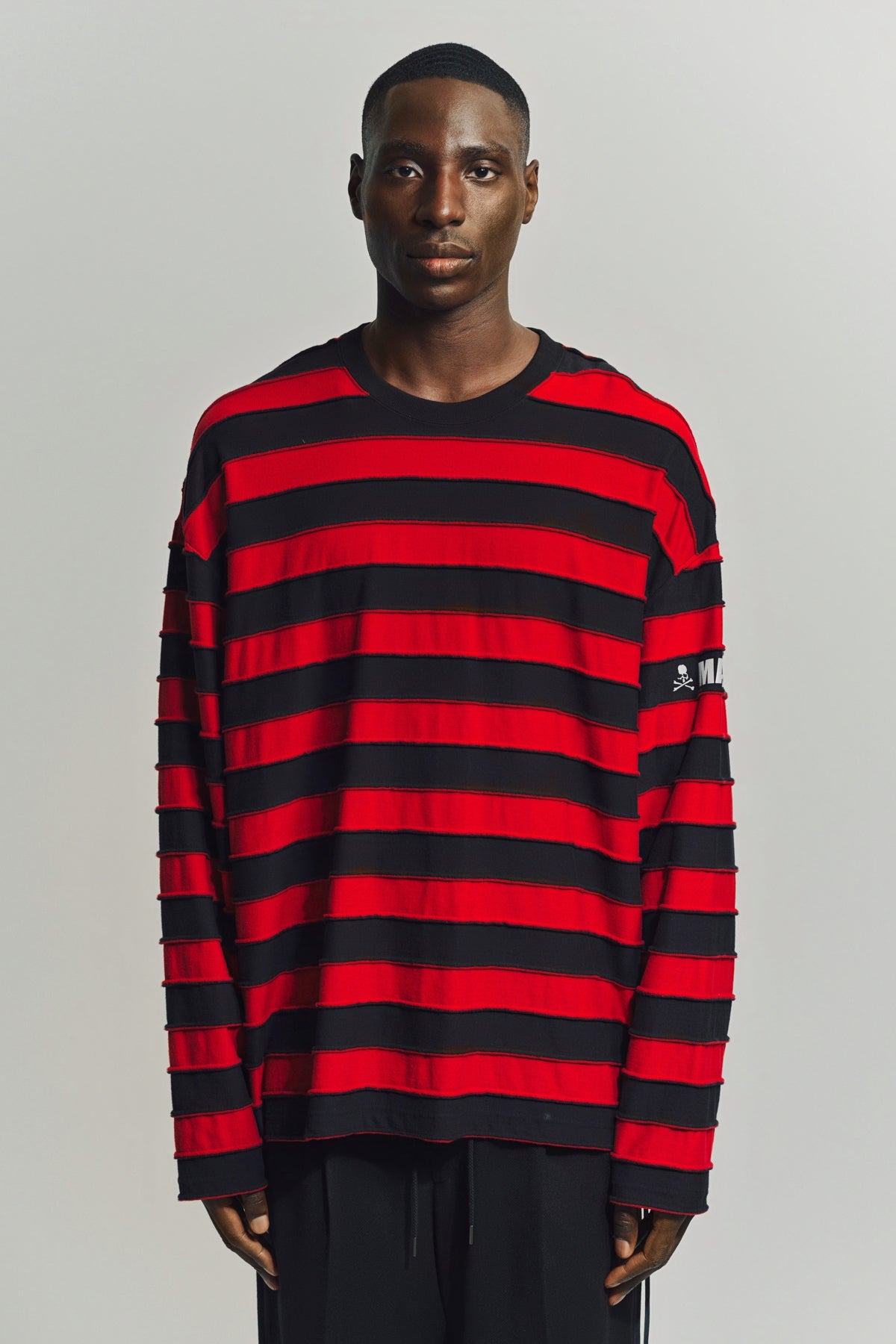 MASTERMIND | STRIPED LONG SLEEVE T-SHIRT