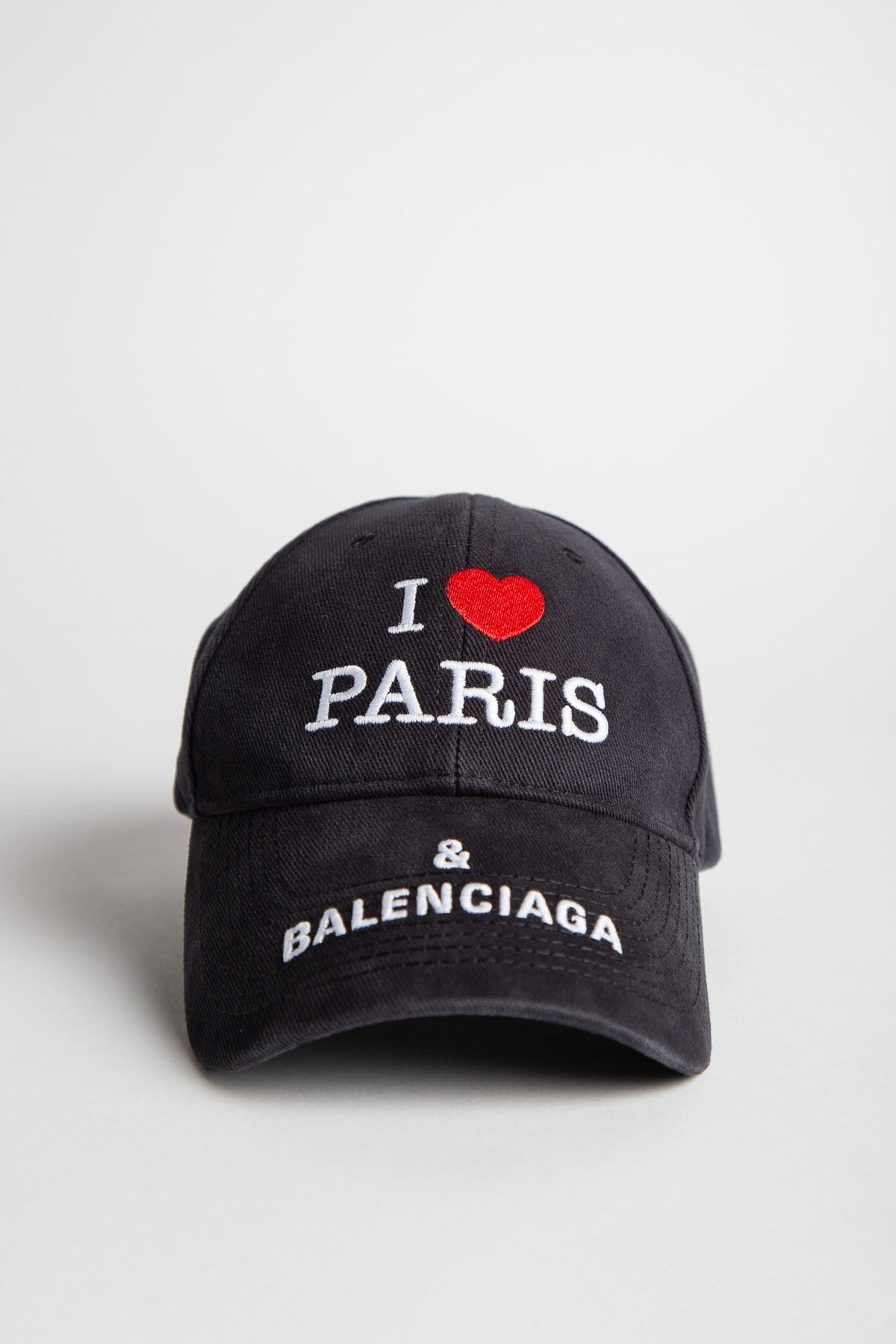 331952-45261-BALENCIAGA-I-LOVE