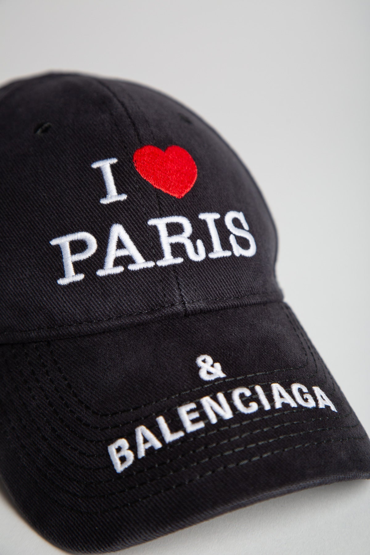 BALENCIAGA | I LOVE PARIS & BALENCIAGA CAP