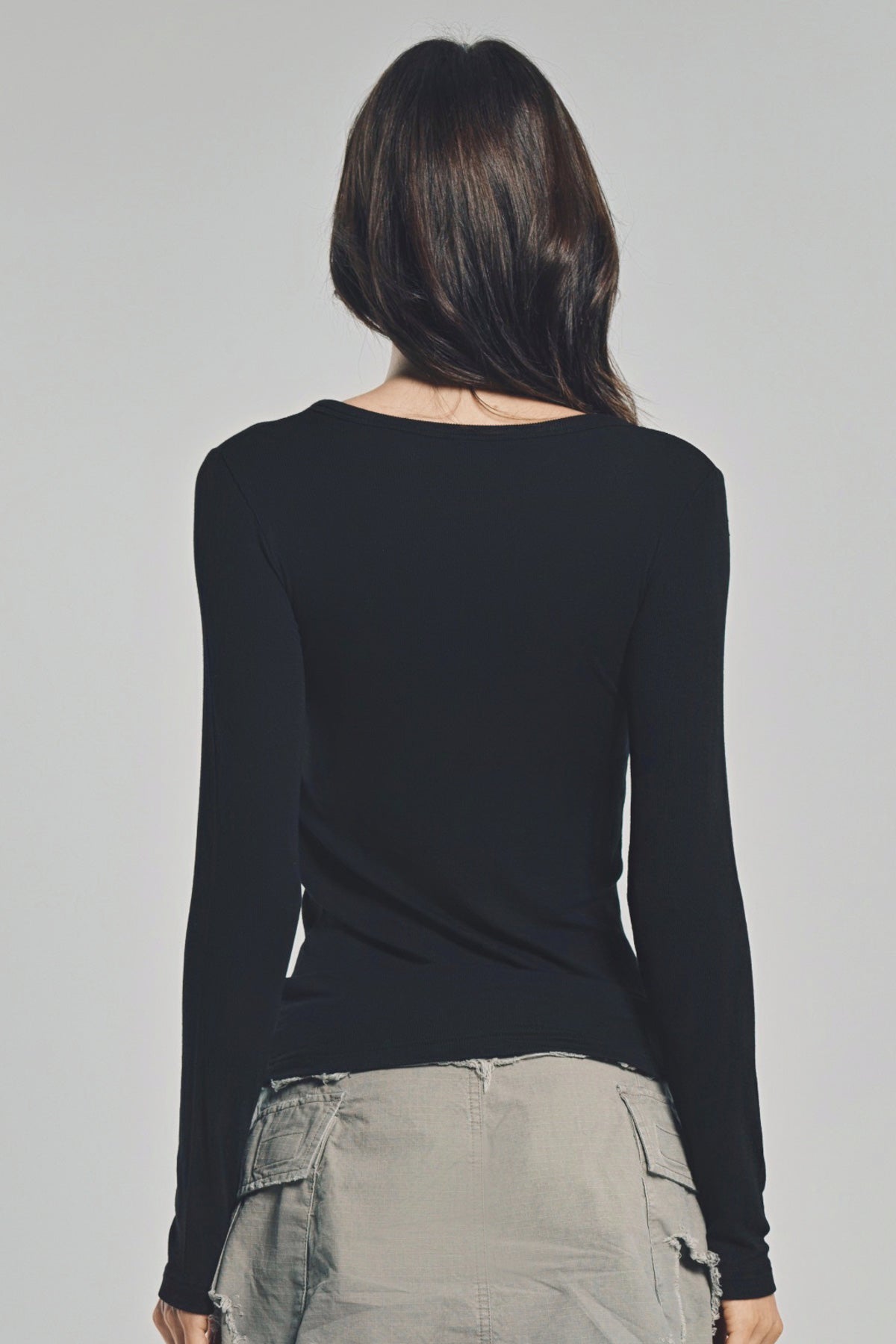 BALENCIAGA | LONG SLEEVE GARDEROBE DÉCOLLETÉ TOP
