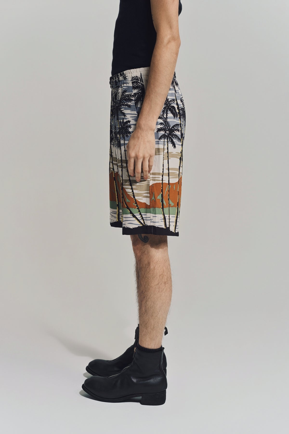 NOMARHYTHM TEXTILE | PALM TREE SHORTS
