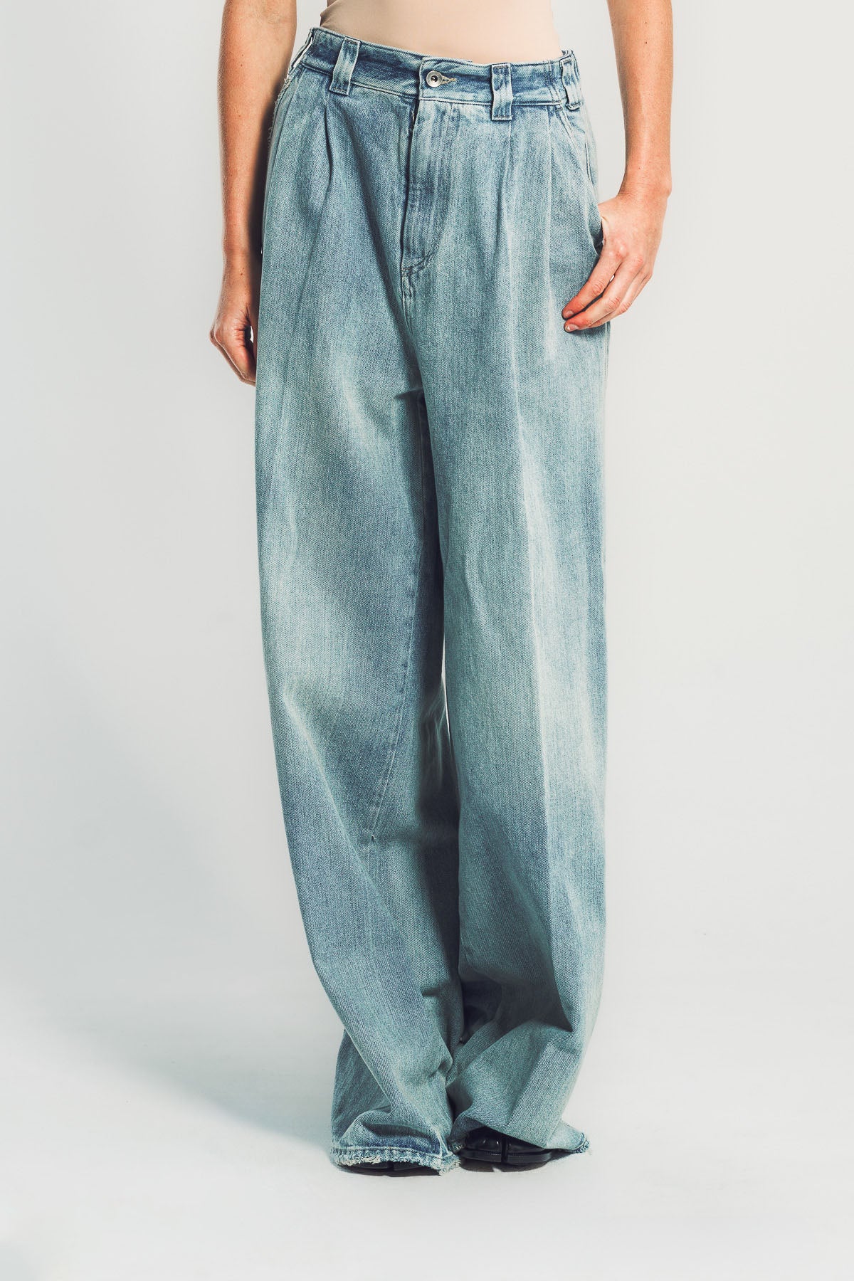MAISON MARGIELA | PLEAT JEANS