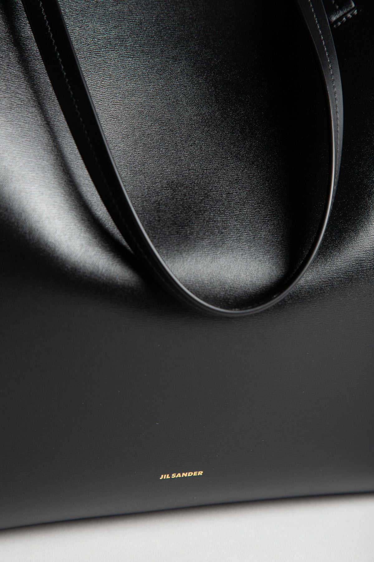 JIL SANDER | LARGE CURVE SHOULDER BAG