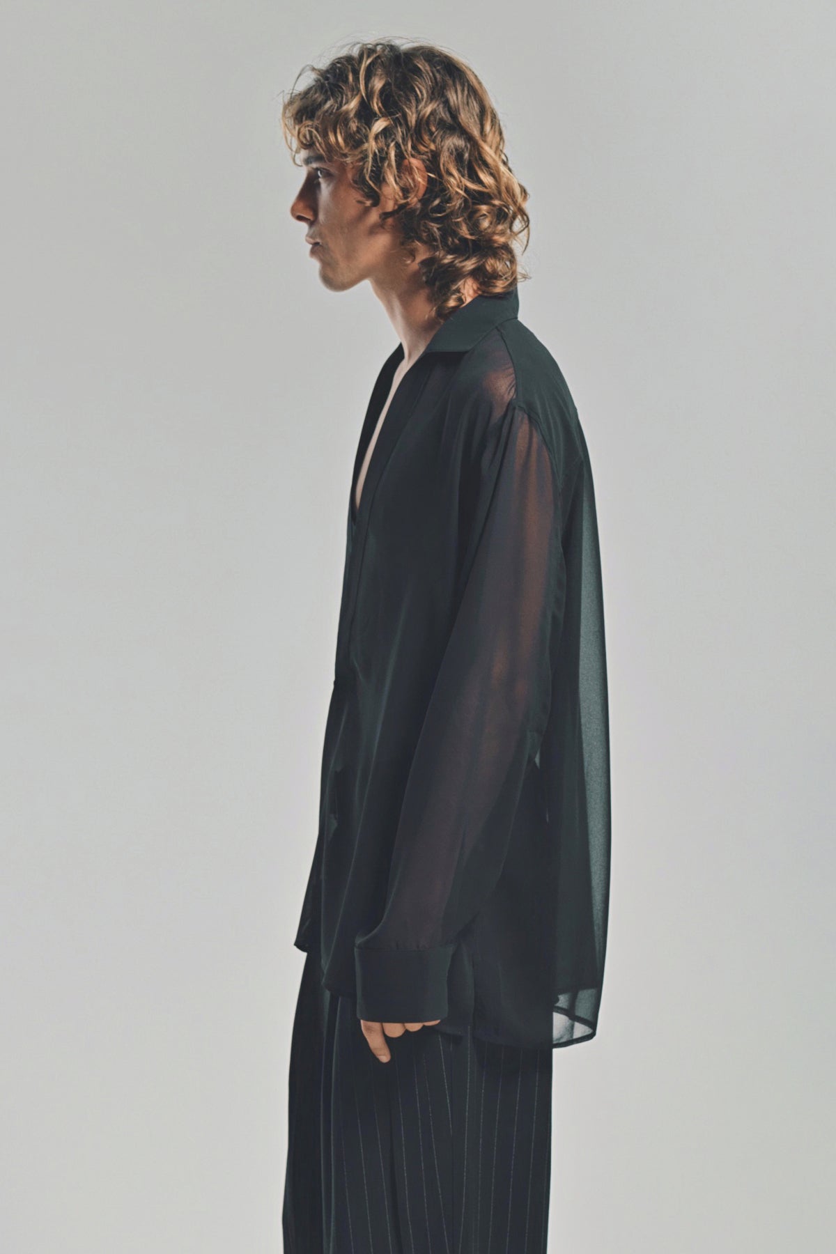 LOUIS GABRIEL NOUCHI | DEEP V SHIRT