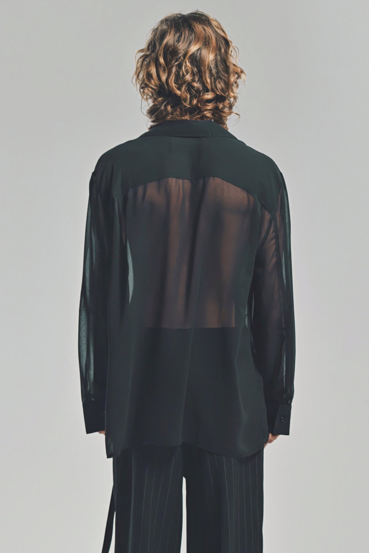 LOUIS GABRIEL NOUCHI | DEEP V SHIRT