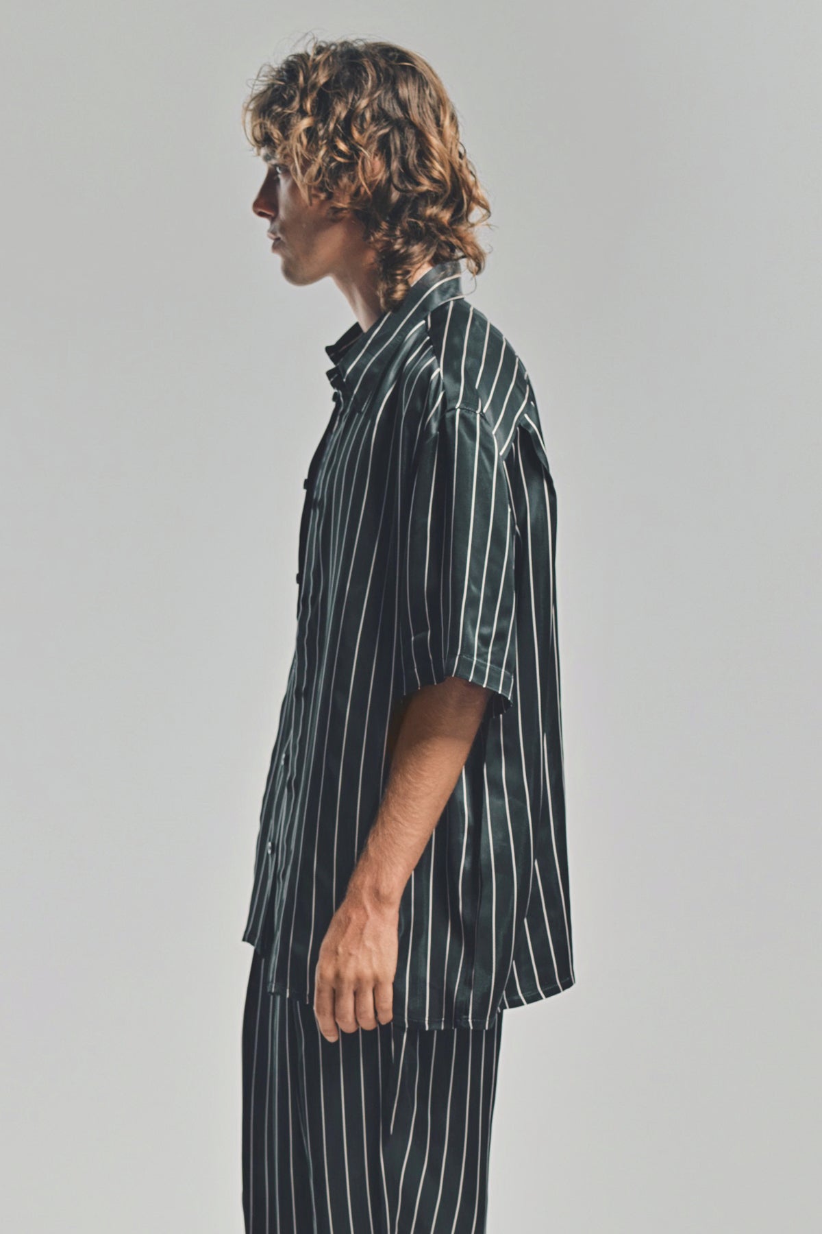 LOUIS GABRIEL NOUCHI | STRIPED SHORT SLEEVE SHIRT