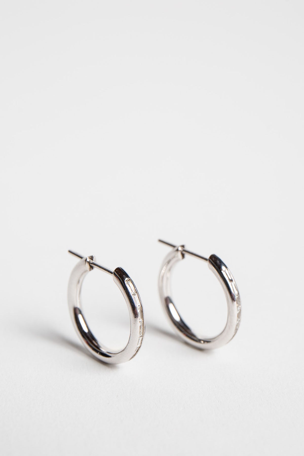 SPINELLI KILCOLLIN | MIRI PETITE BLANC HOOP EARRINGS - MAXFIELD LA