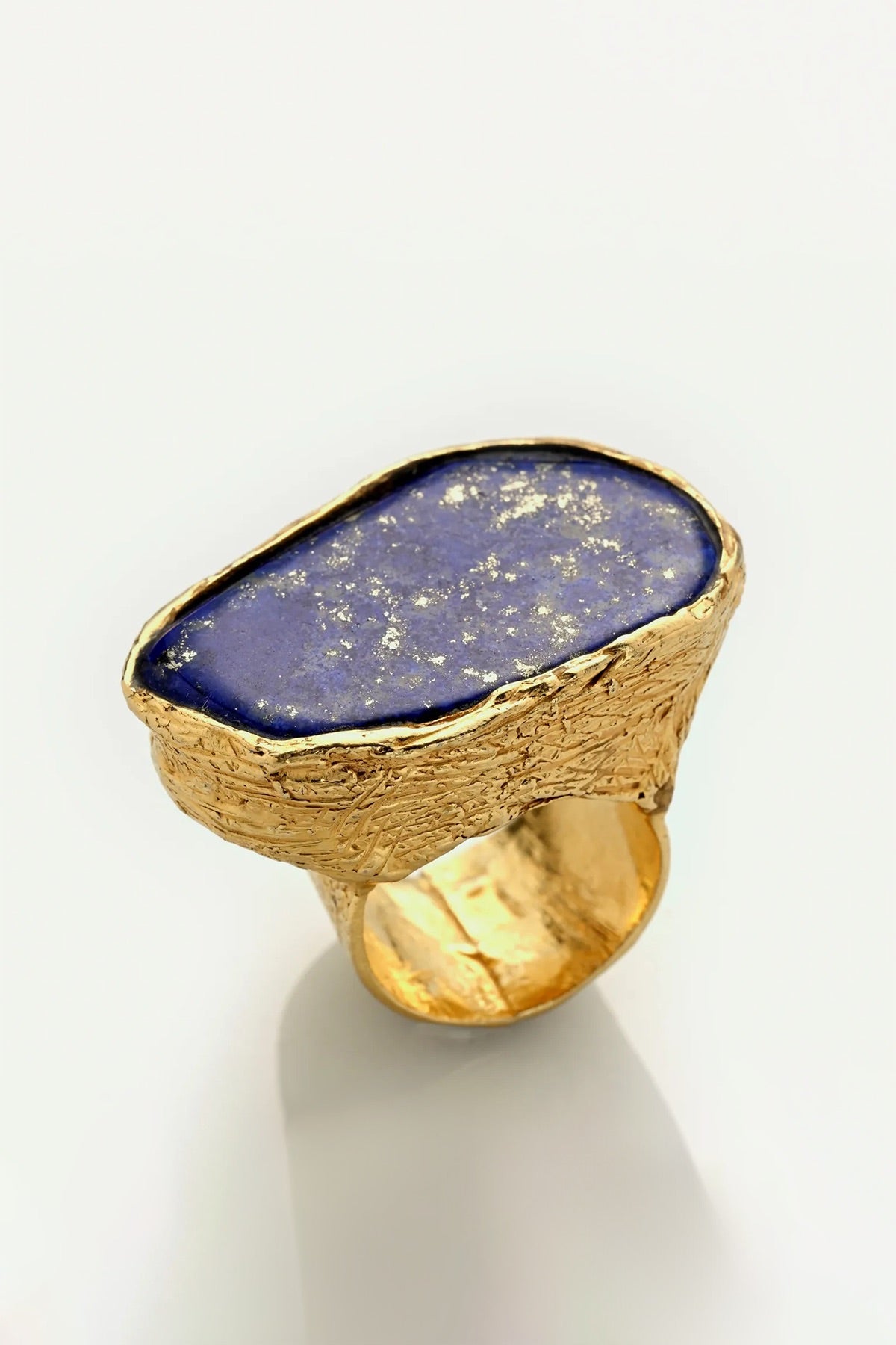 MARIE-ALEXANDRINE YVERNAULT | RHO I LAPIS RING - MAXFIELD LA