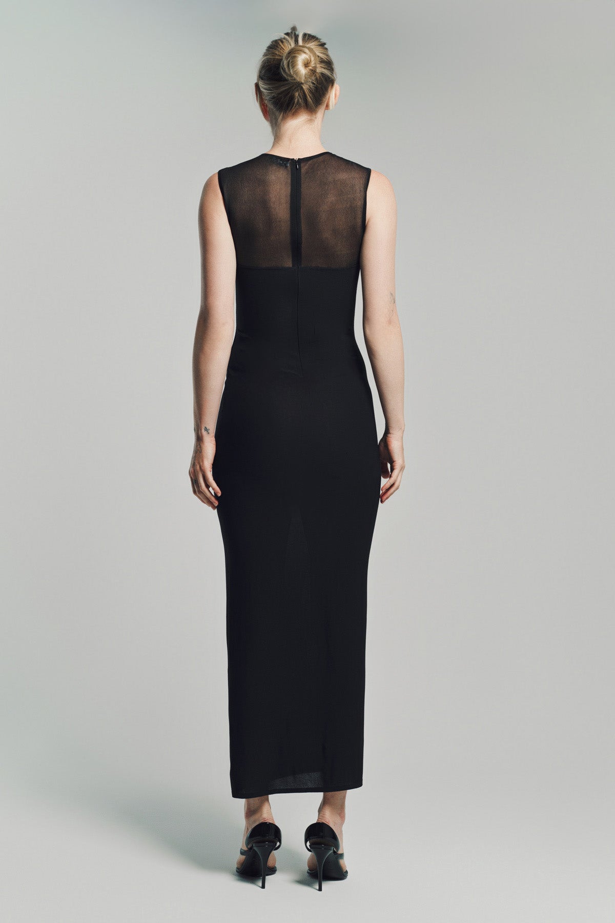 ALAÏA | KNIT MOLDED BODYCON DRESS