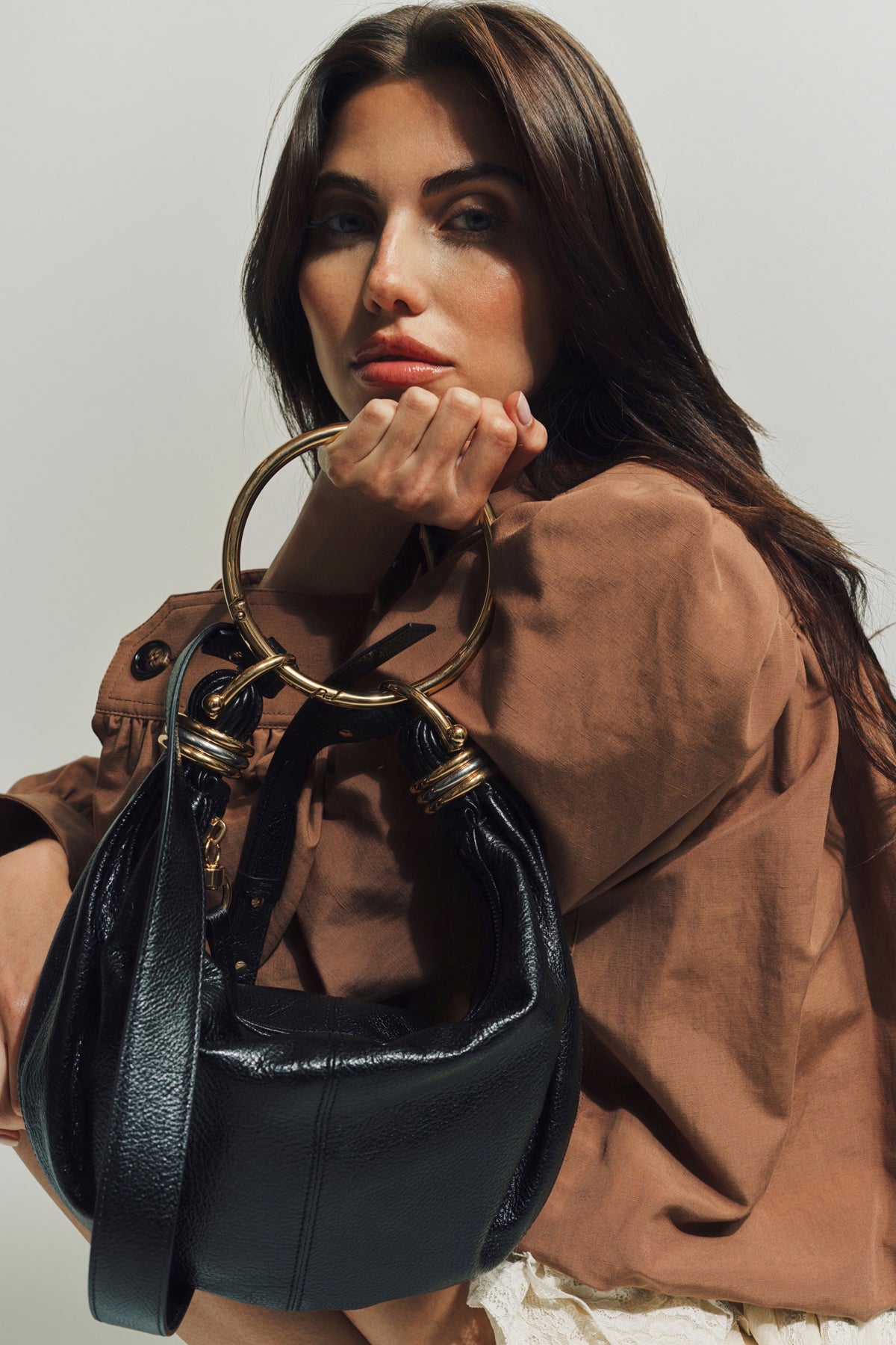 CHLOÉ | SMALL BRACELET HOBO BAG IN GRAINED LEATHER