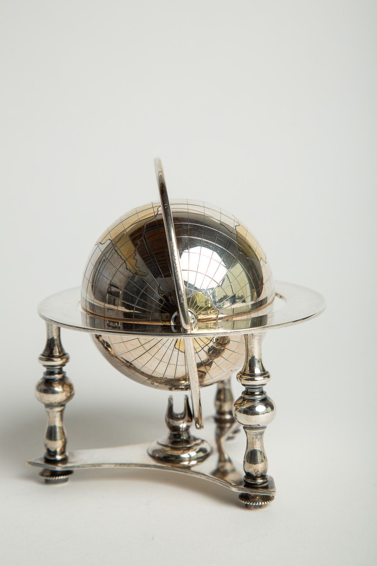 BULGARI | 1970'S STERLING GLOBE - MAXFIELD LA