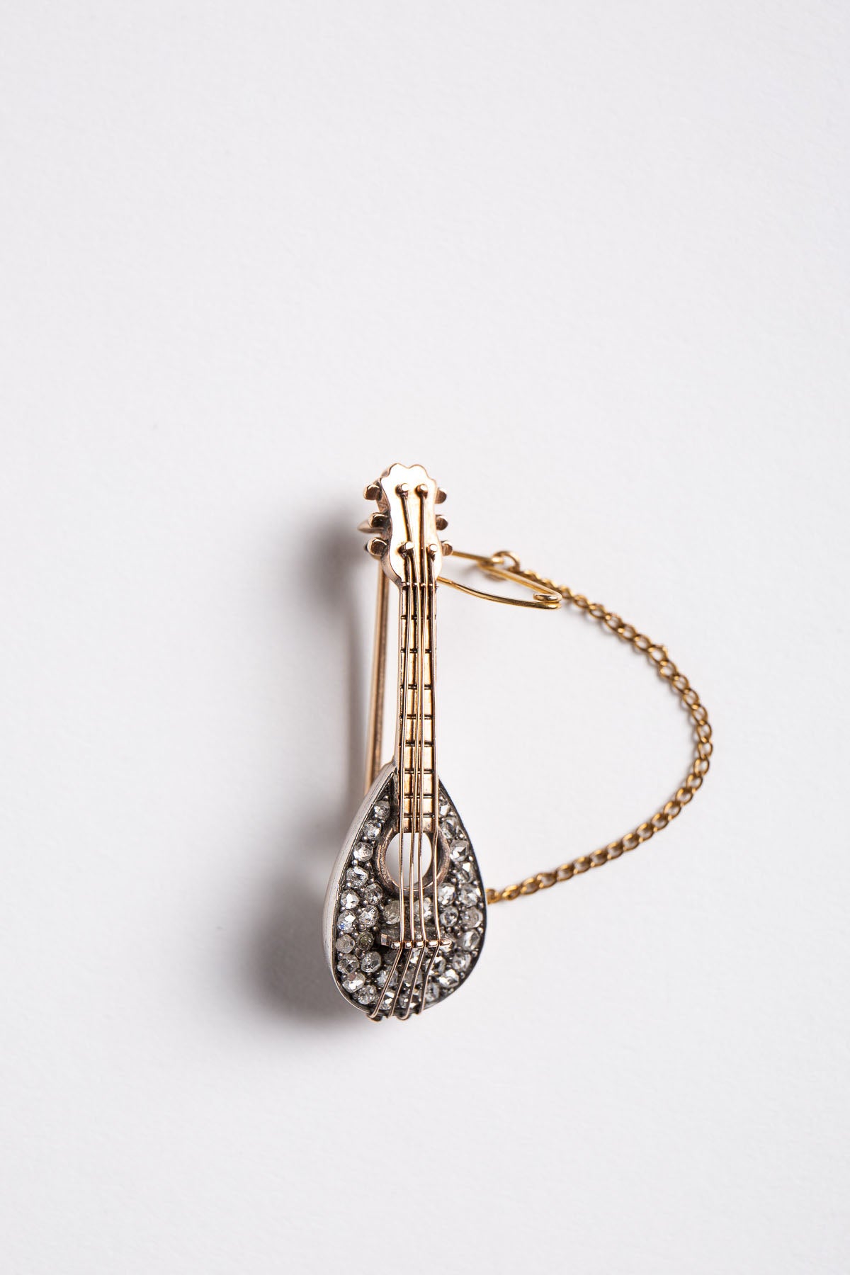 MAXFIELD PRIVATE COLLECTION | VINTAGE MANDOLIN BROOCH - MAXFIELD LA