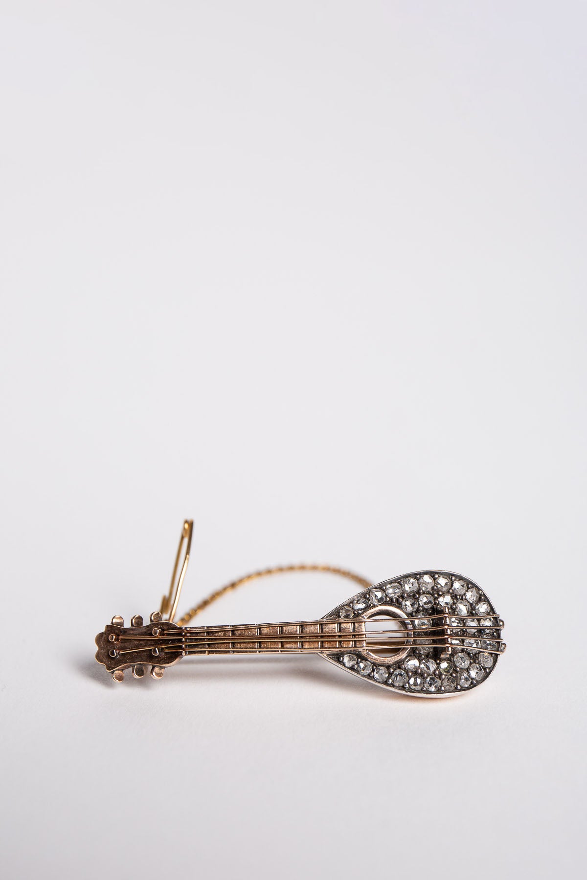 MAXFIELD PRIVATE COLLECTION | VINTAGE MANDOLIN BROOCH - MAXFIELD LA
