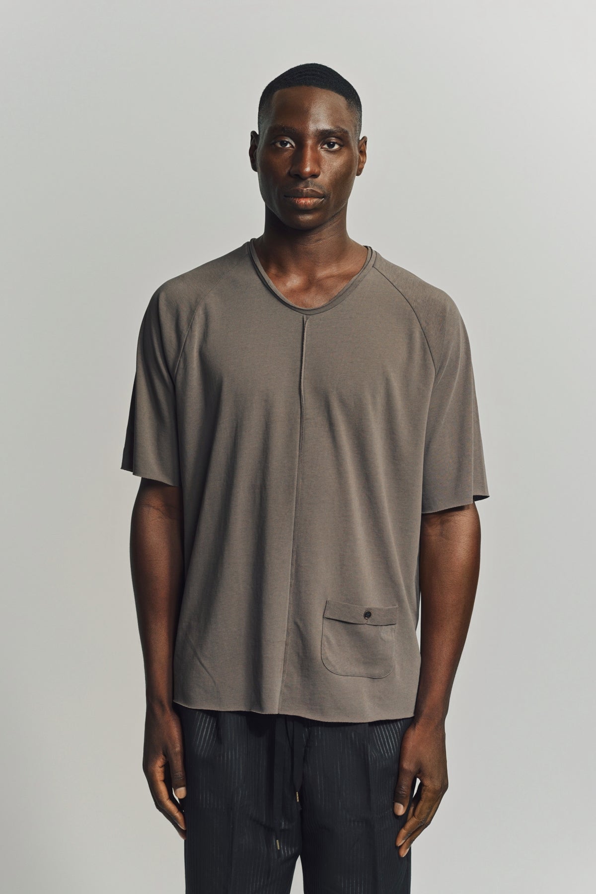 INDIVIDUAL SENTIMENTS | ONE POCKET SHORT SLEEVE T-SHIRT