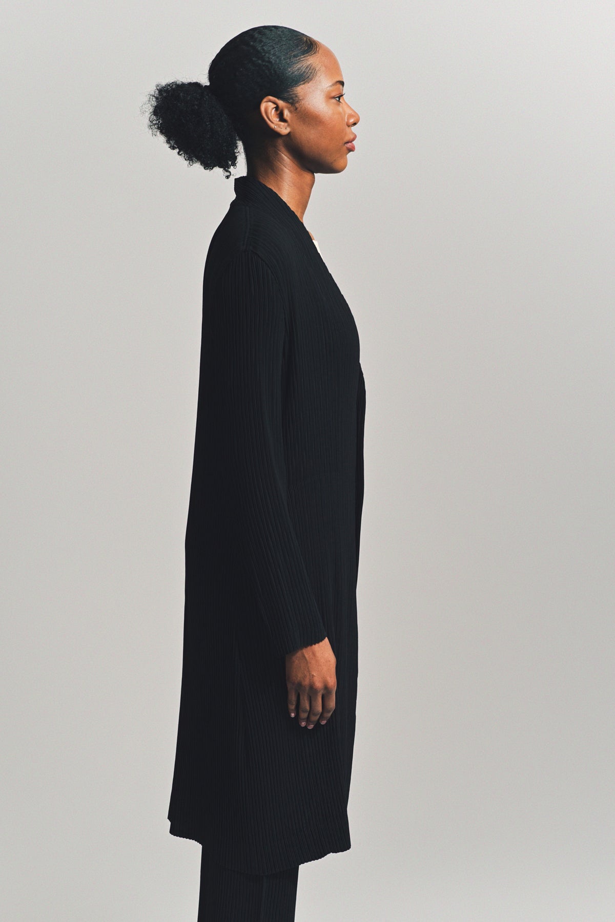 ISSEY MIYAKE | HATCHING PLEATED COAT