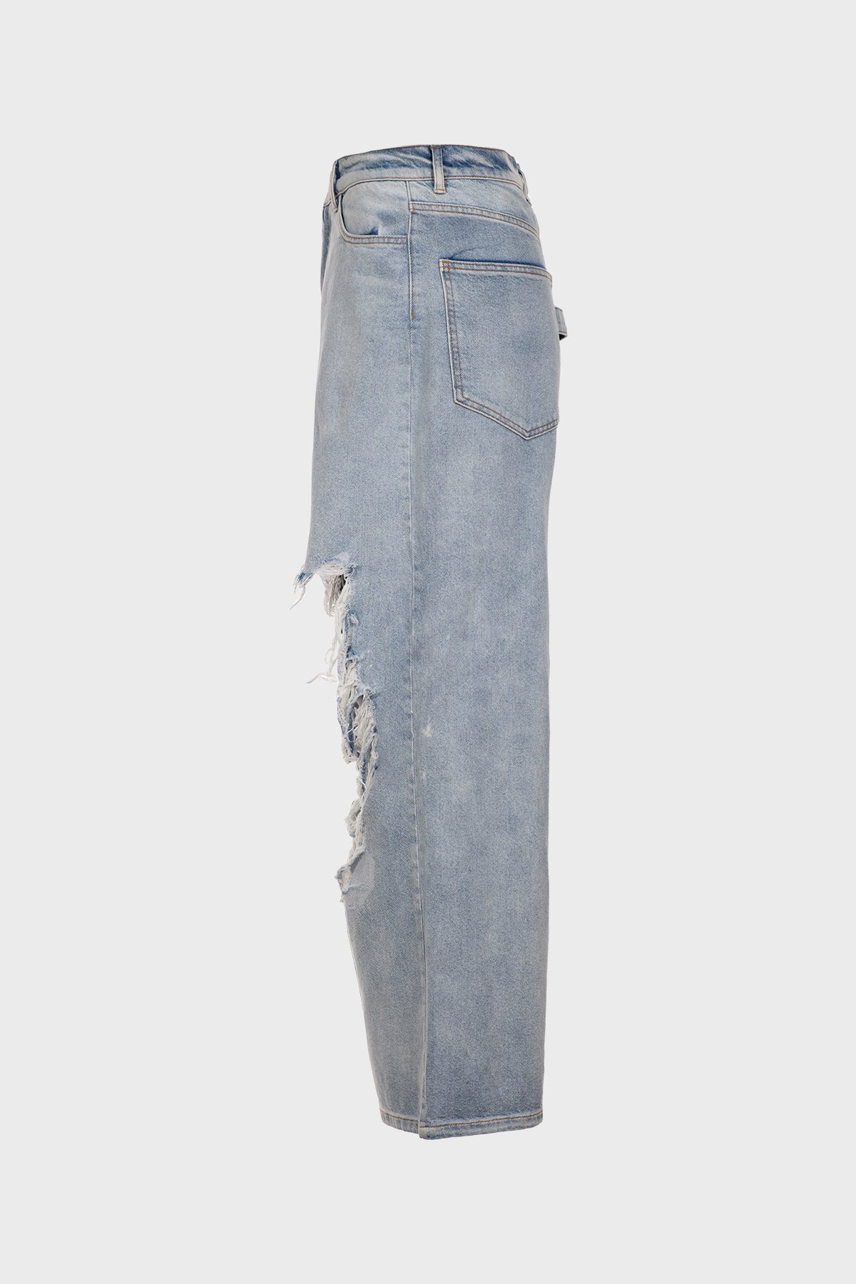 NATASHA ZINKO | DISTRESSED DENIM JEANS