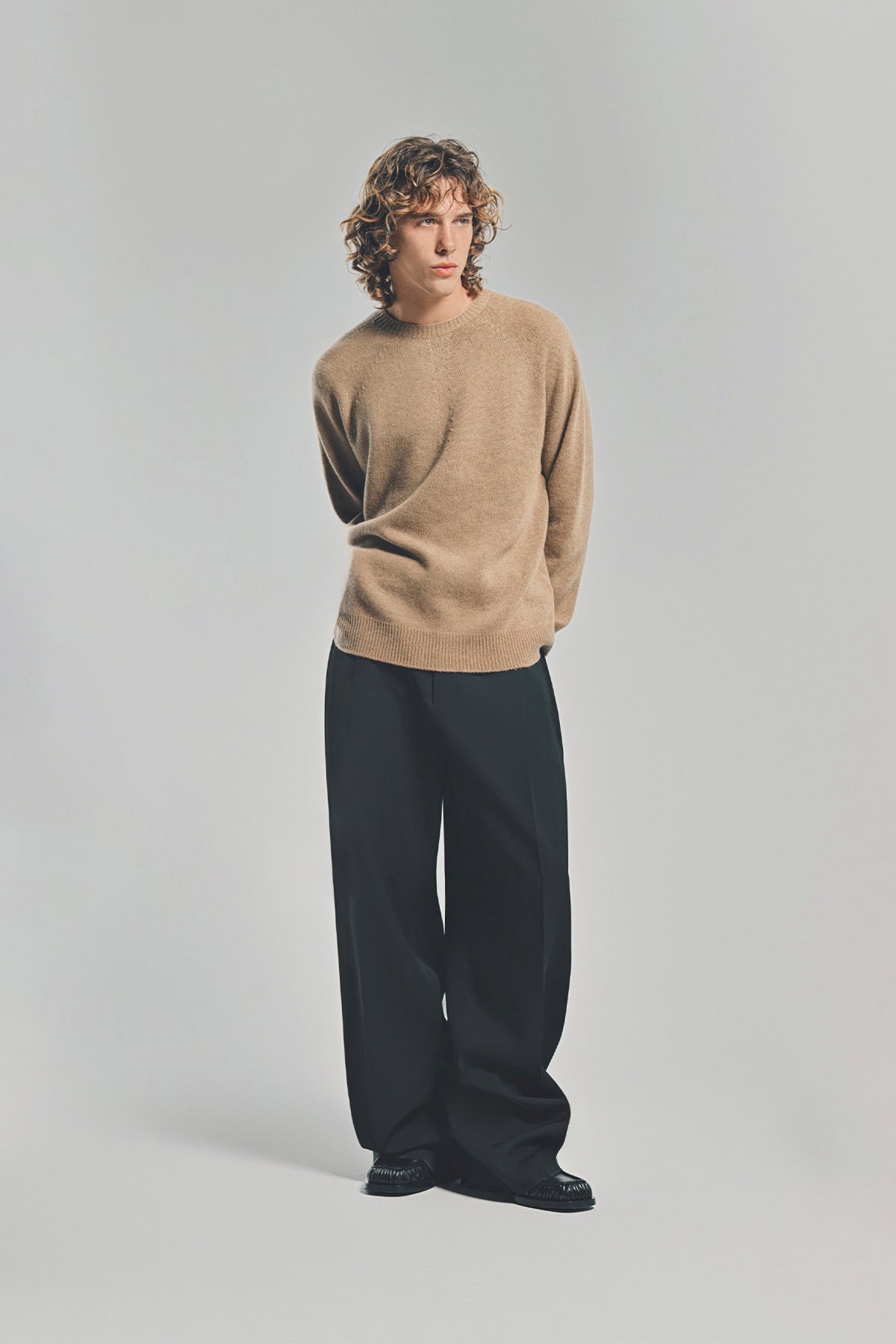 JIL SANDER | SEAMLESS LONG SLEEVE SWEATER
