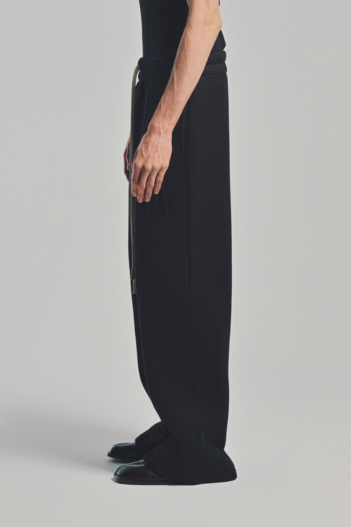 FEAR OF GOD | ATHLETICS WIDE LEG SWEATPANTS