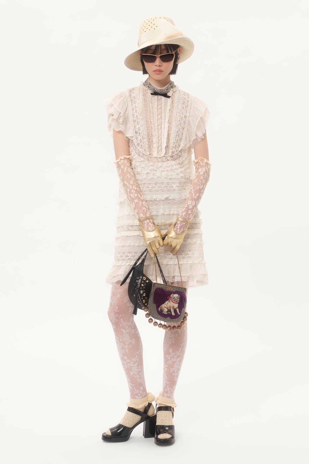 VALENTINO GARAVANI | FAIRYTALE CLUTCH