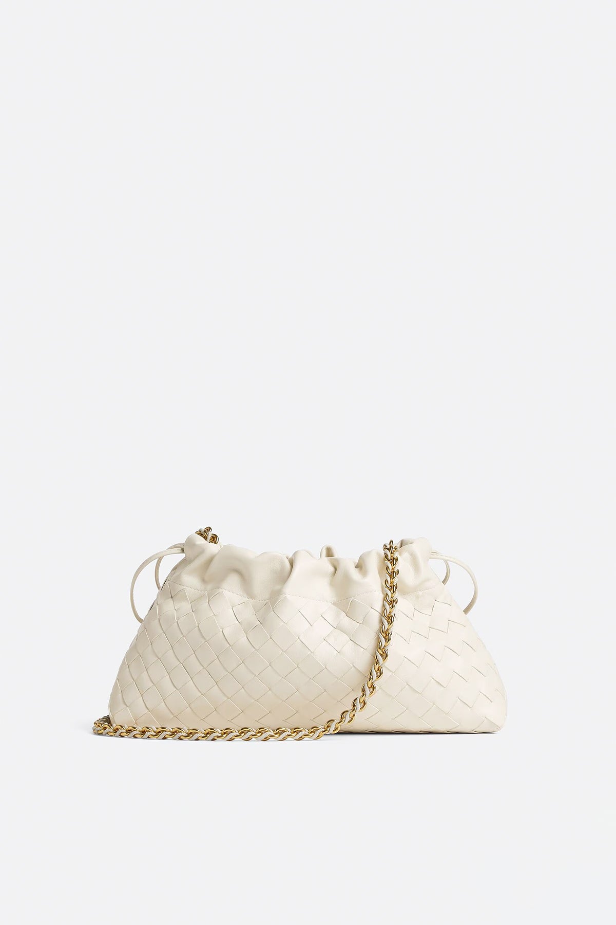 BOTTEGA VENETAミニ ホワイトラムスキン Pouch20*13cm Bottega Veneta White Calfskin Mini Pouch | myGemma | Item #120598