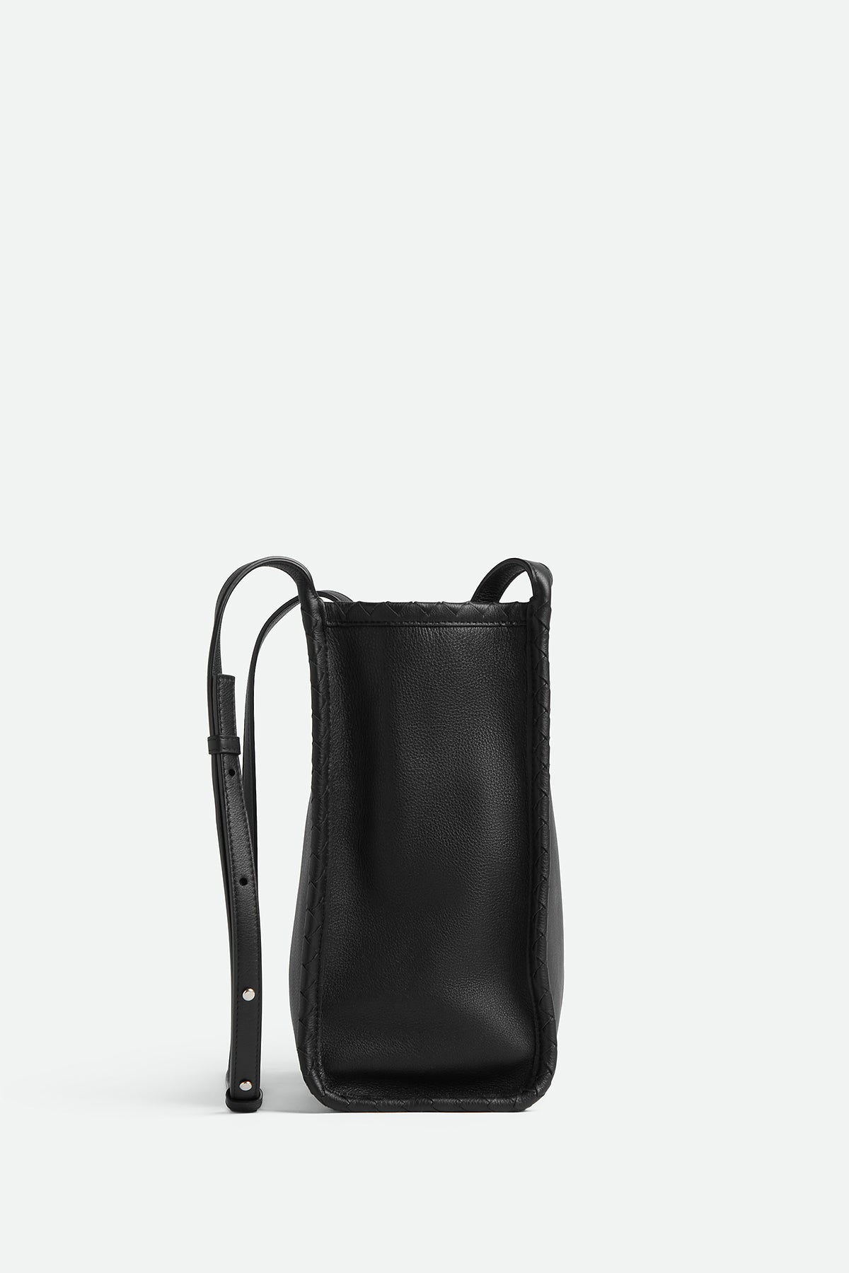 BOTTEGA VENETA | CORRIERE MESSENGER