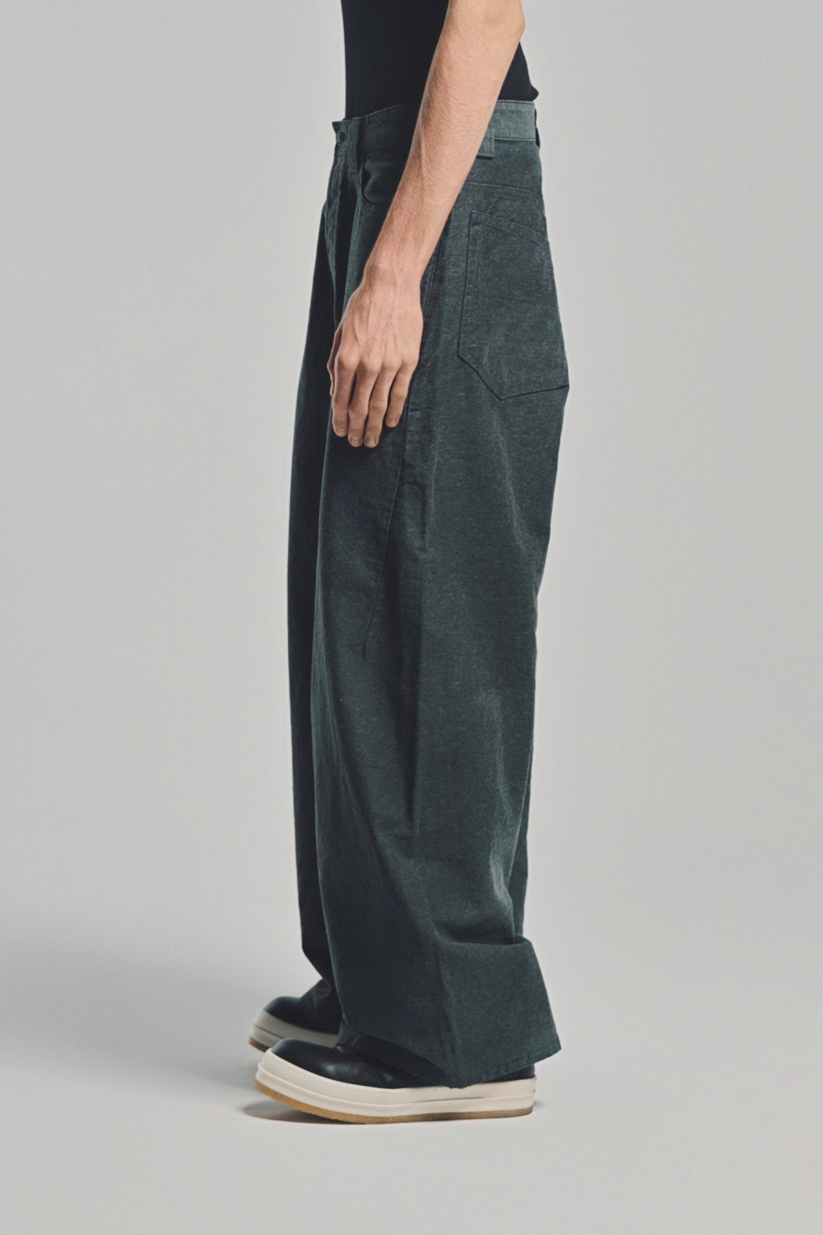 BALENCIAGA | OVERSIZE BAGGY JEANS