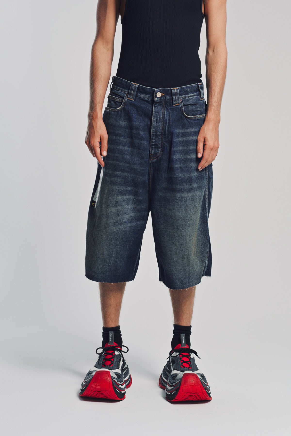 BALENCIAGA | STICKER DENIM SHORTS