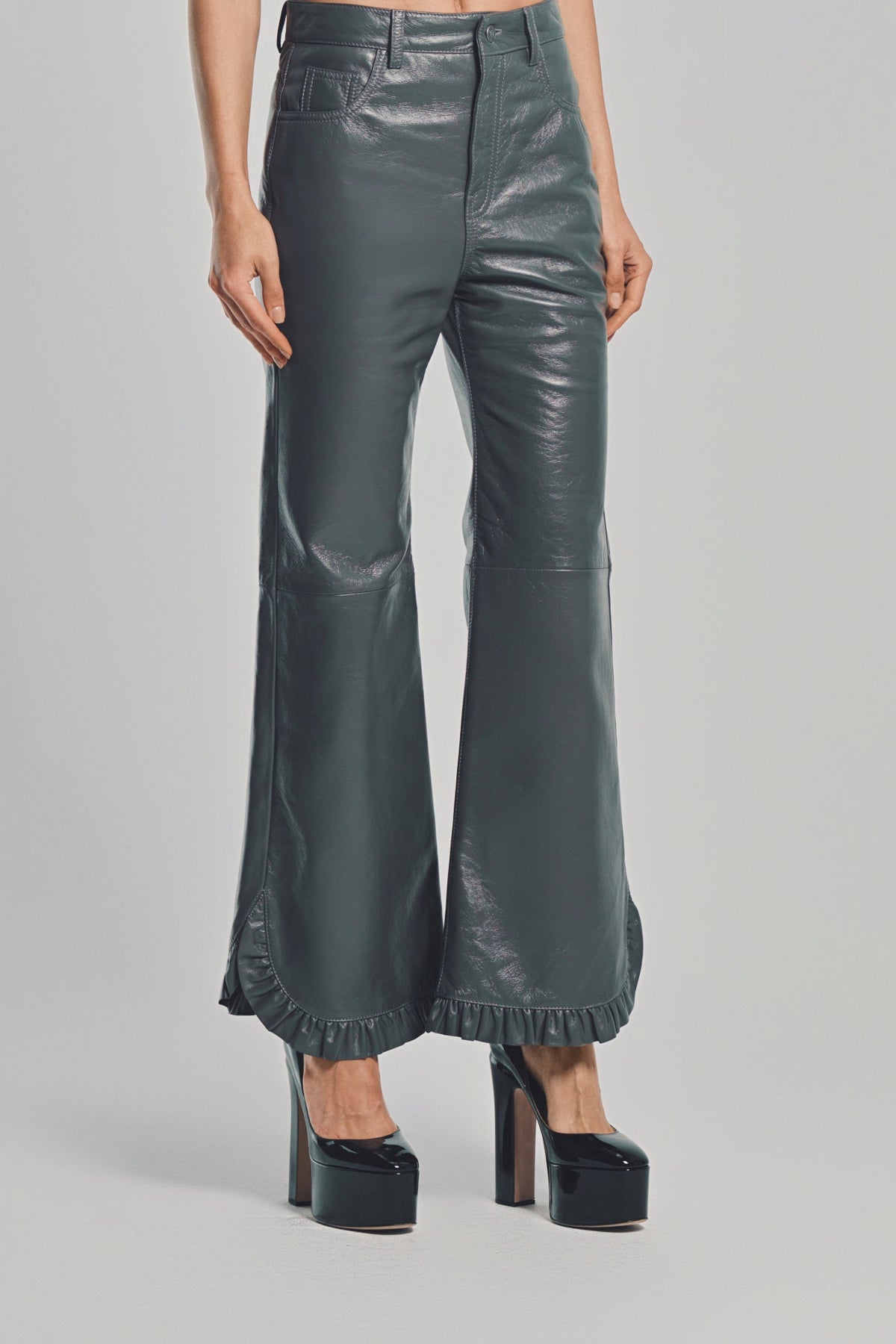 CHLOÉ | RUFFLED FLARED PANTS IN LEATHER