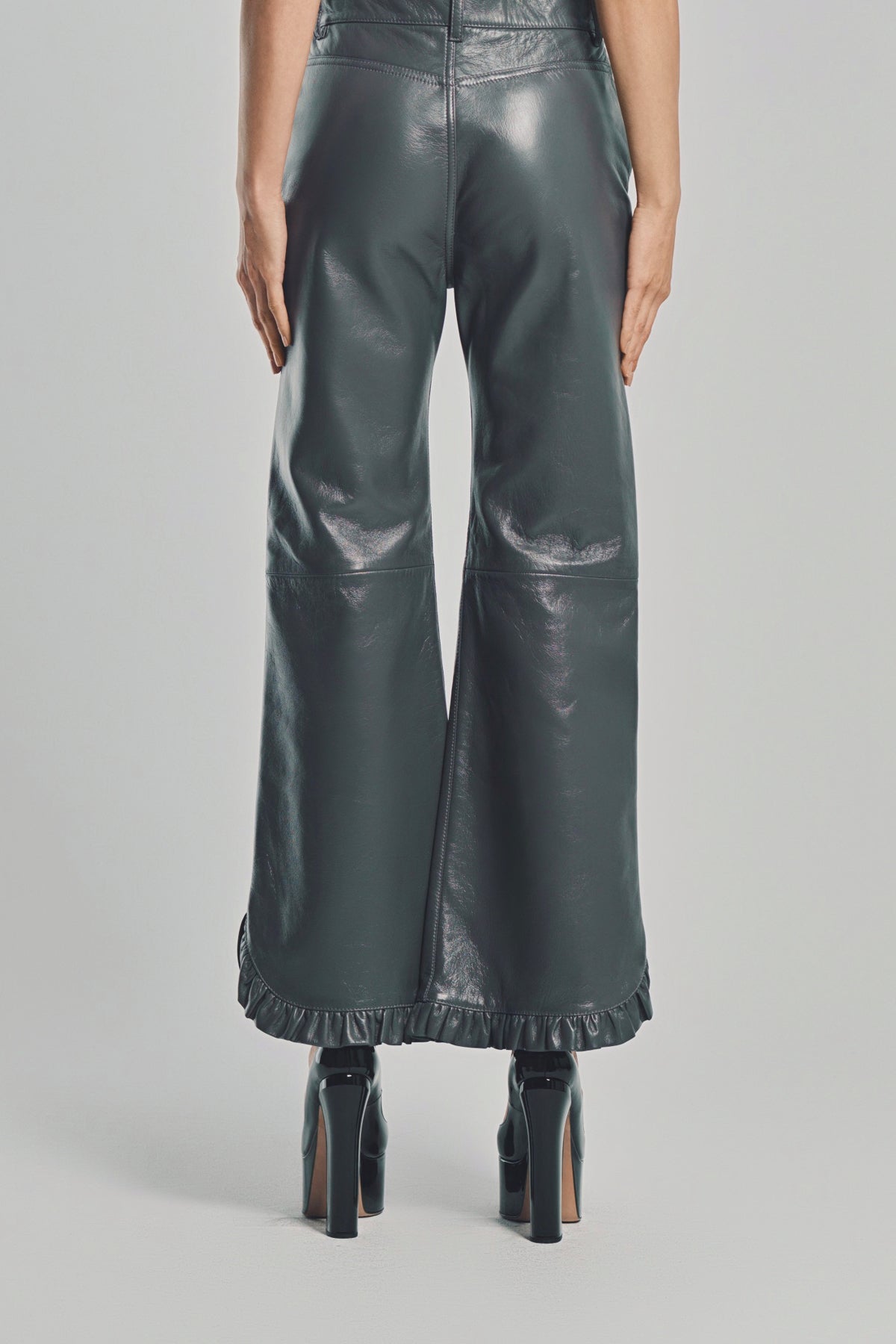 CHLOÉ | RUFFLED FLARED PANTS IN LEATHER