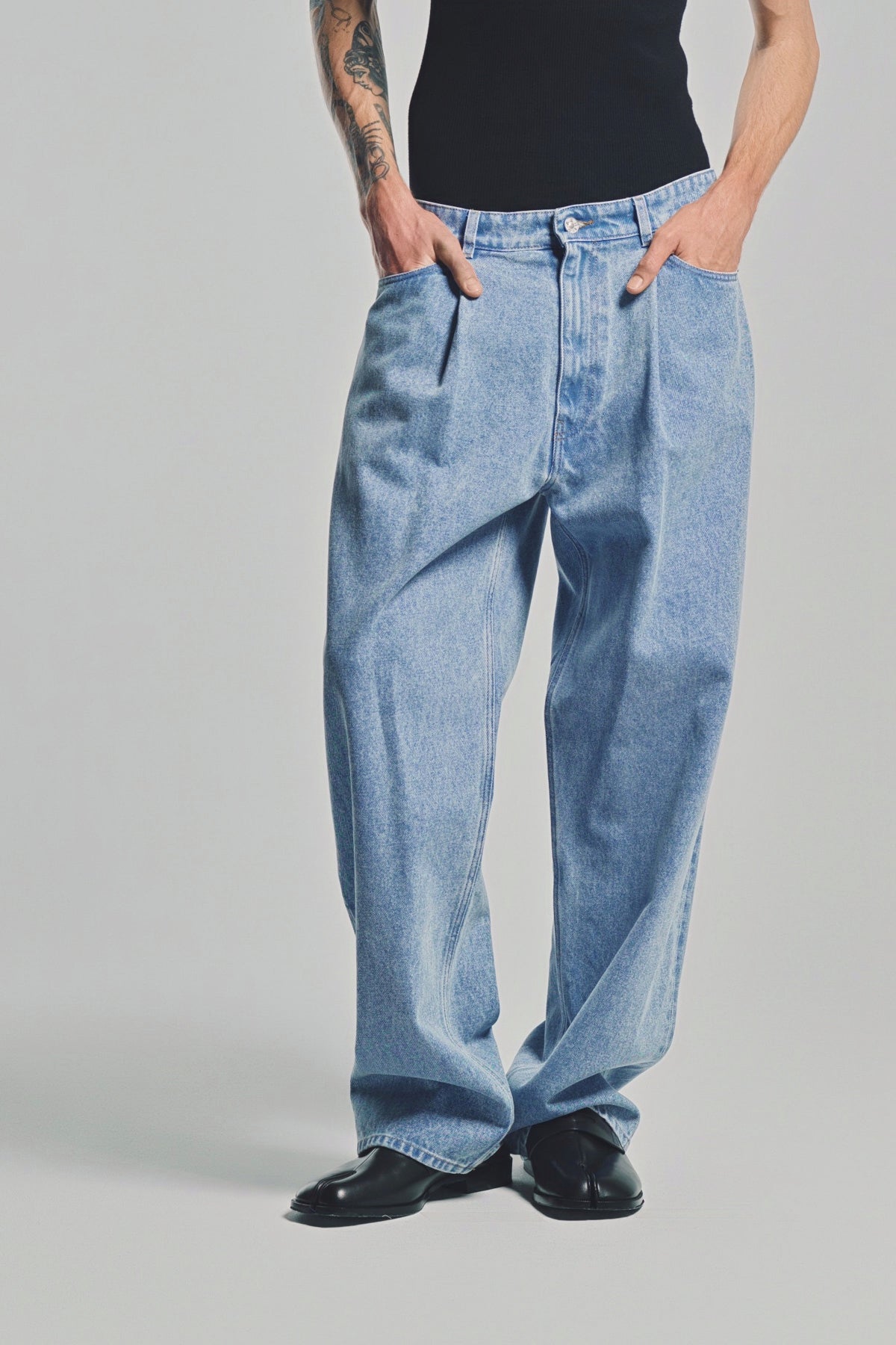 【春先に大活躍♪】MARNI Denim wide-leg jeans Light blue denim wide leg jeans with patch detail | Marni
