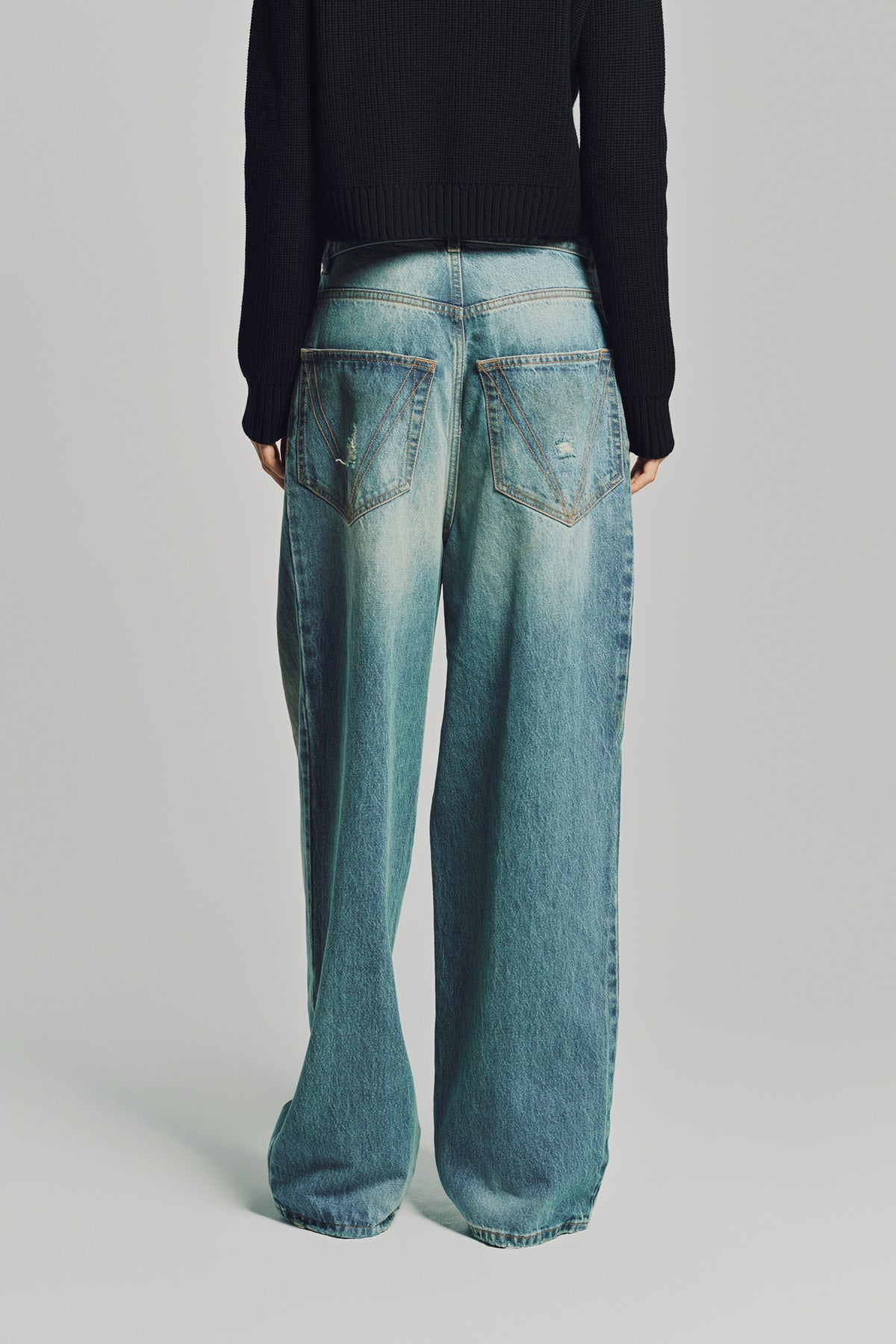 VETEMENTS | DISTRESSED BAGGY JEANS
