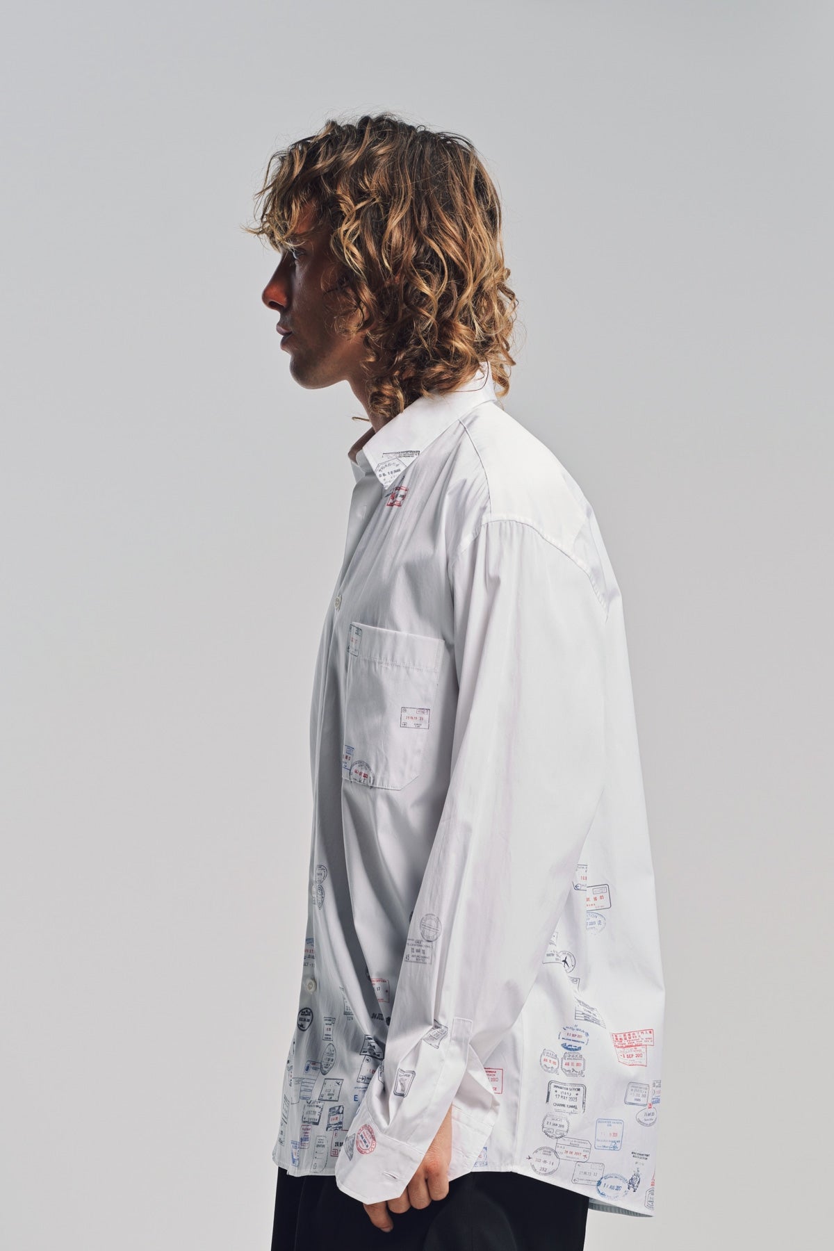VETEMENTS | PASSPORT STAMPS LONG SLEEVE SHIRT