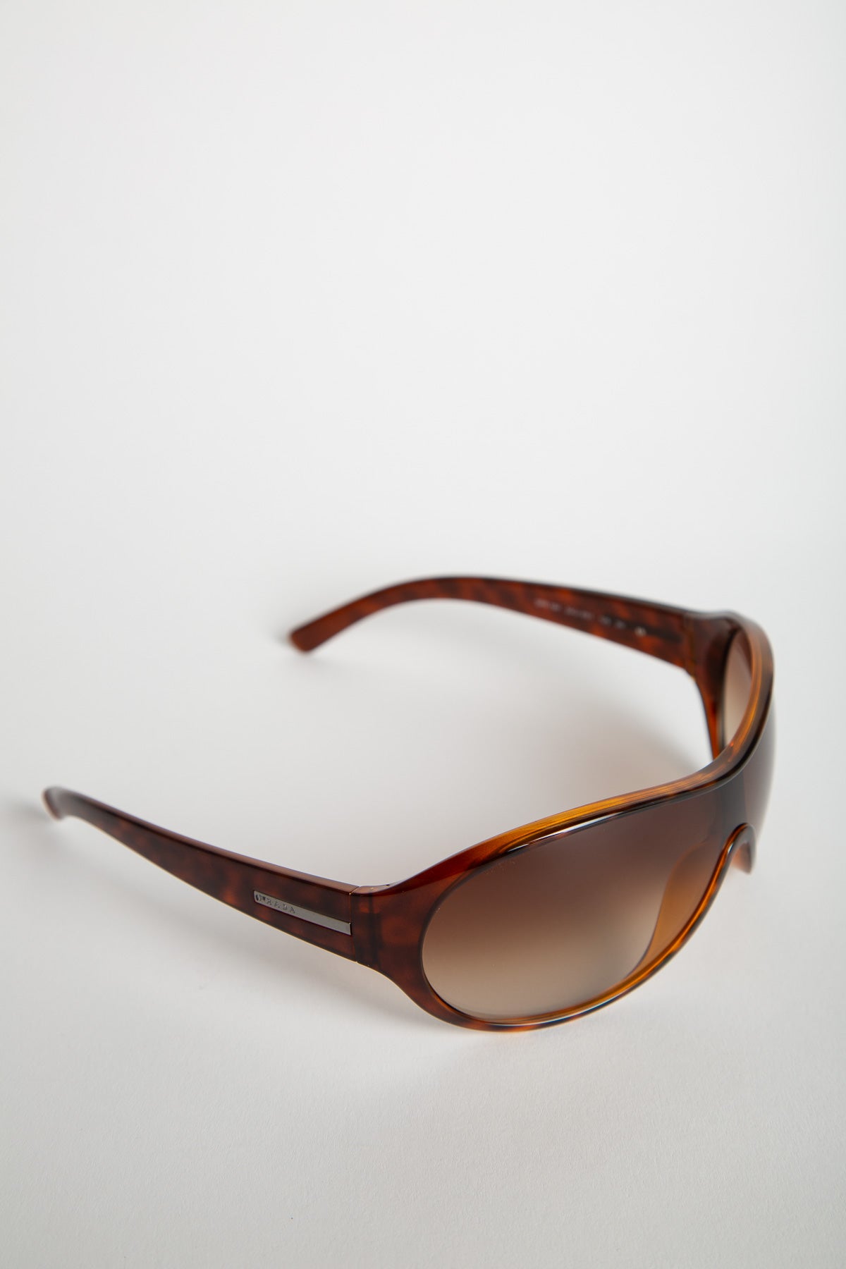 2000'S PRADA OVERSIZED SPR19 H SUNGLASSES