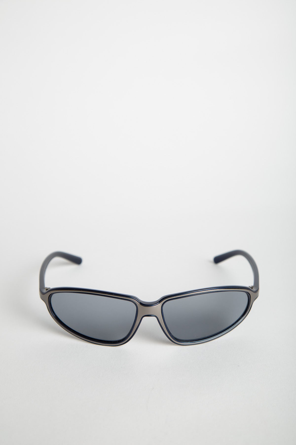 2000'S PRADA OVERSIZED SPS03C SUNGLASSES