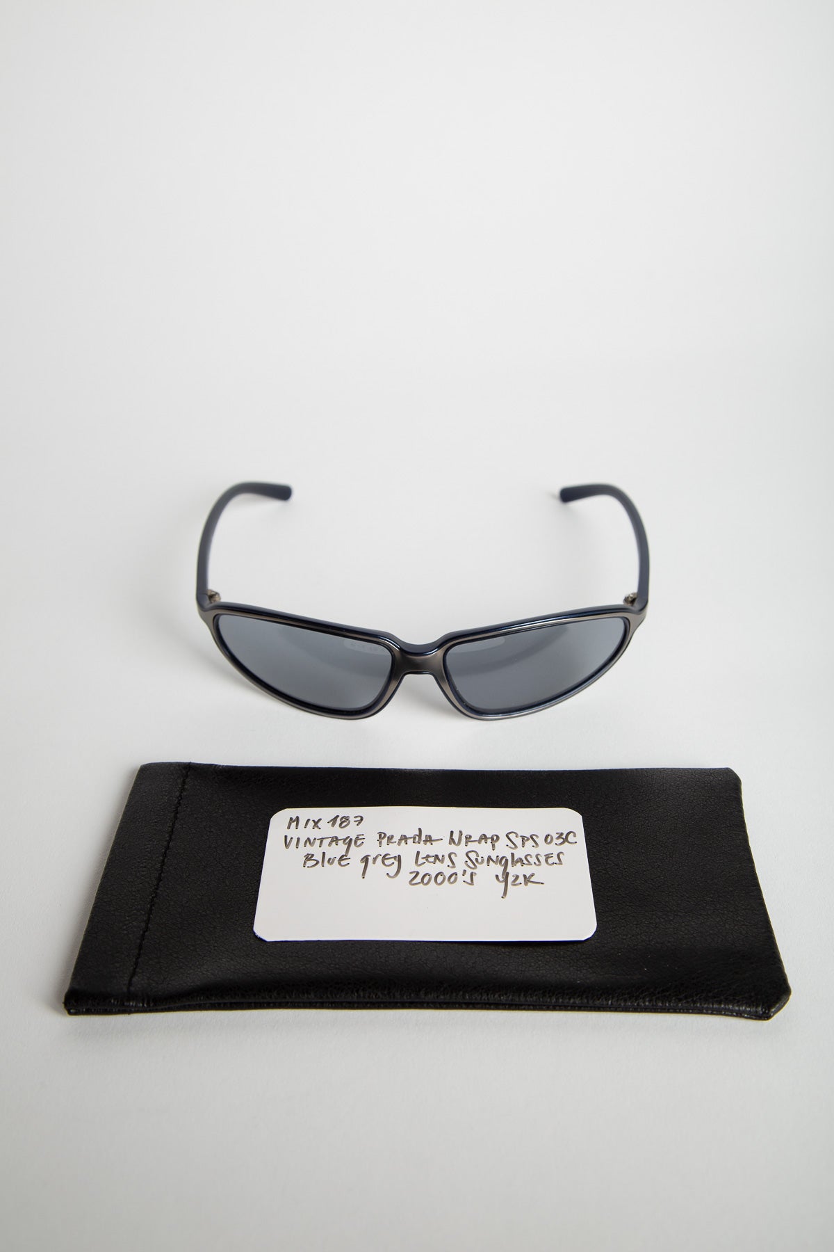 2000'S PRADA OVERSIZED SPS03C SUNGLASSES