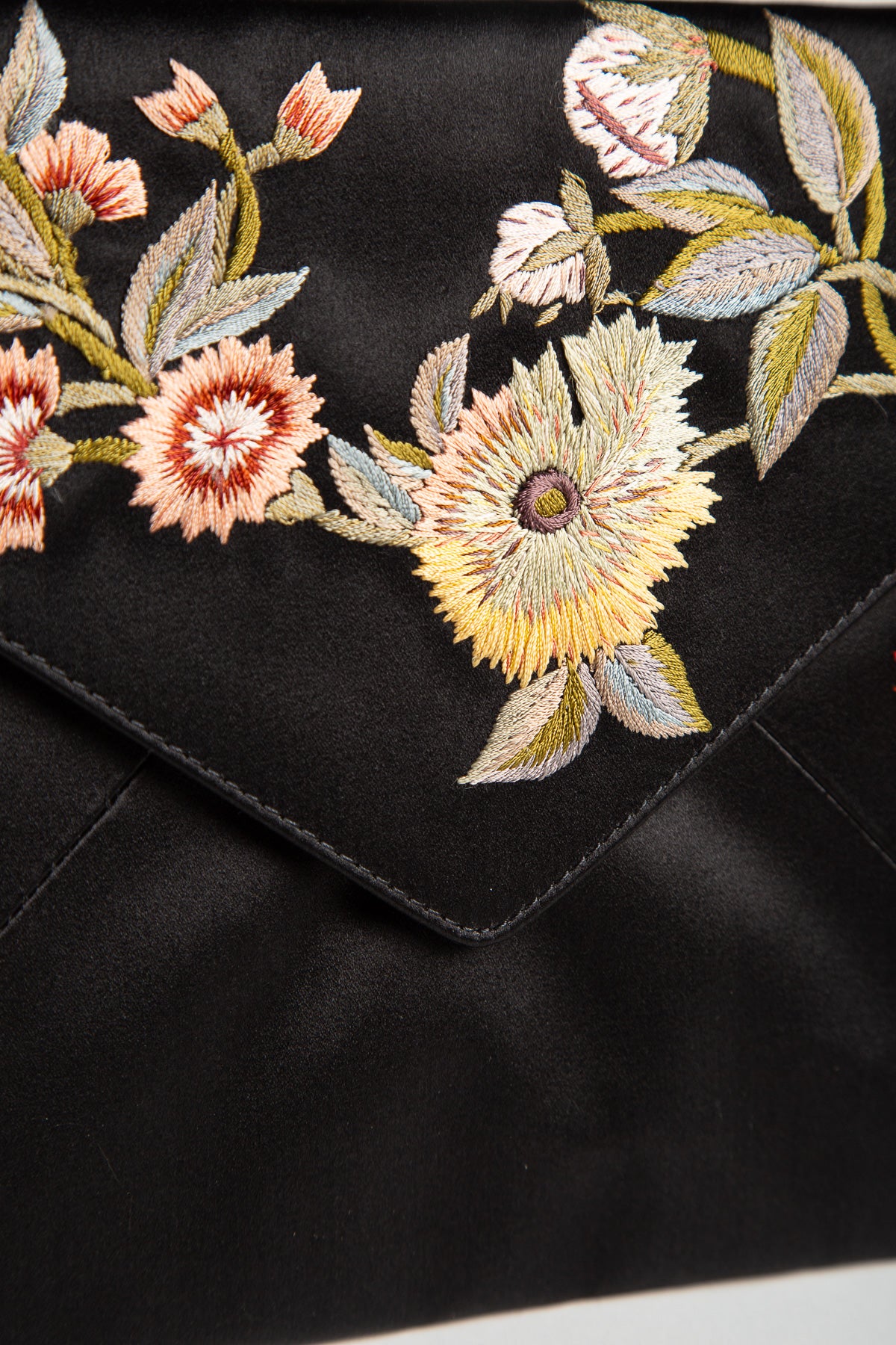 DRIES VAN NOTEN | EMBROIDERED FABRIC CLUTCH