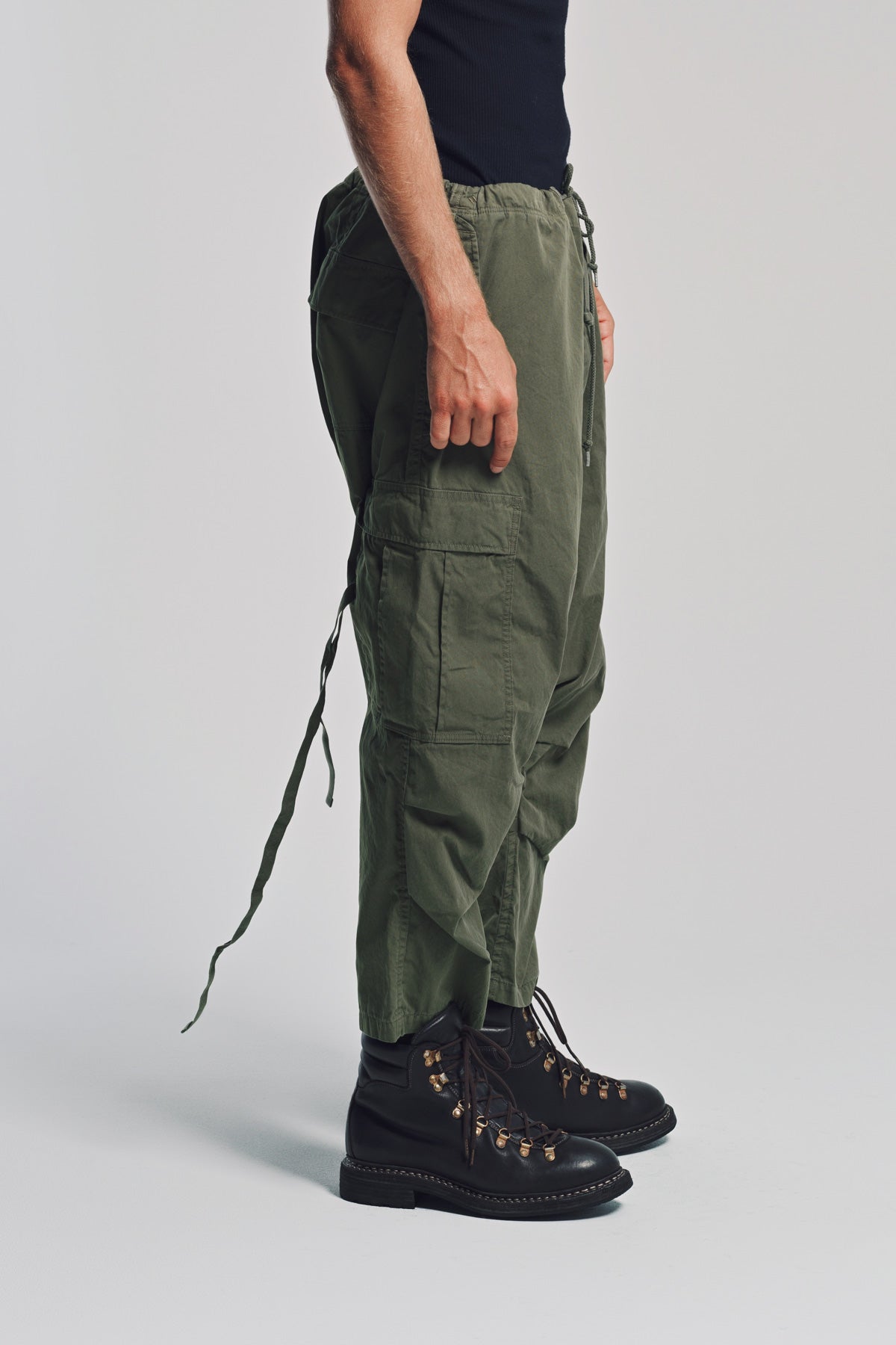 JUNYA WATANABE | NEEDLES DROP CROTCH PANTS