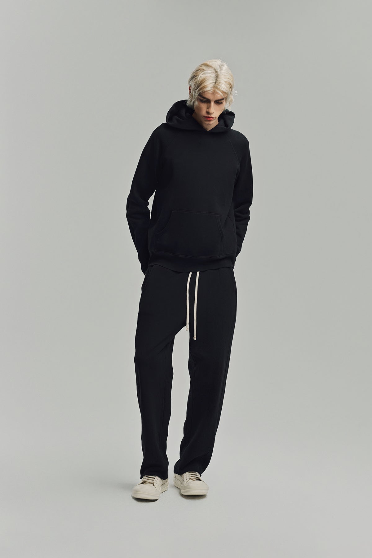LES TIEN | HEAVYWEIGHT CLASSIC RAGLAN HOODIE