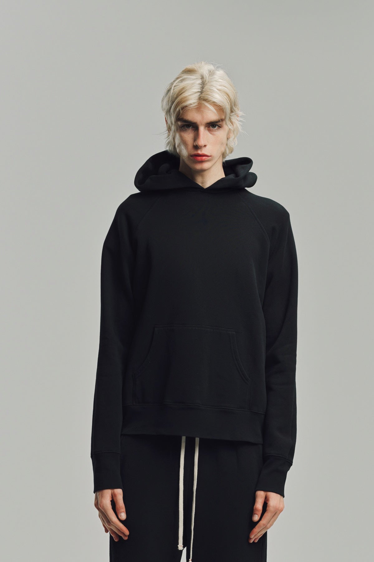 LES TIEN | HEAVYWEIGHT CLASSIC RAGLAN HOODIE