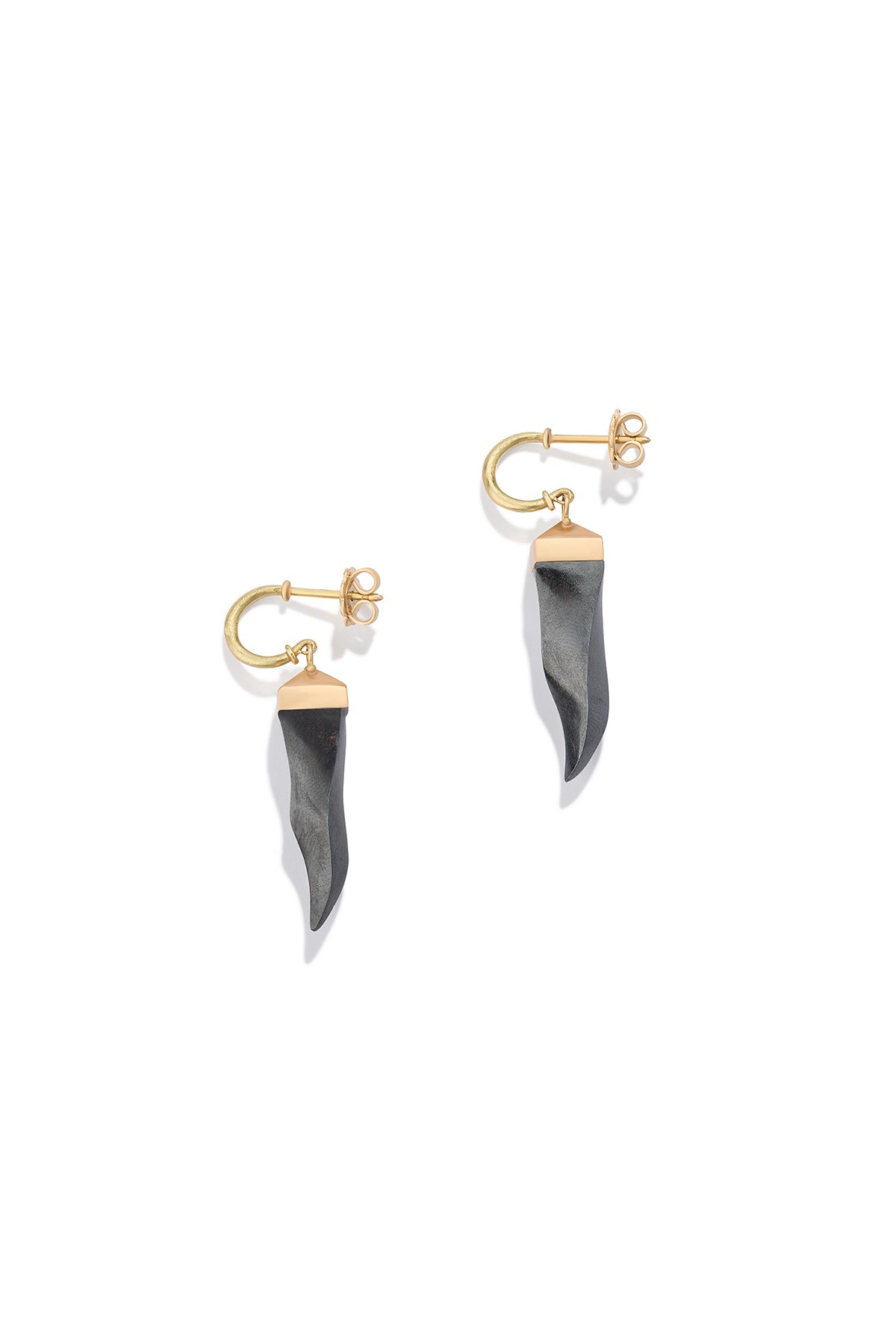 RENATO CIPULLO | HEMATITE CORNICELLO EARRINGS