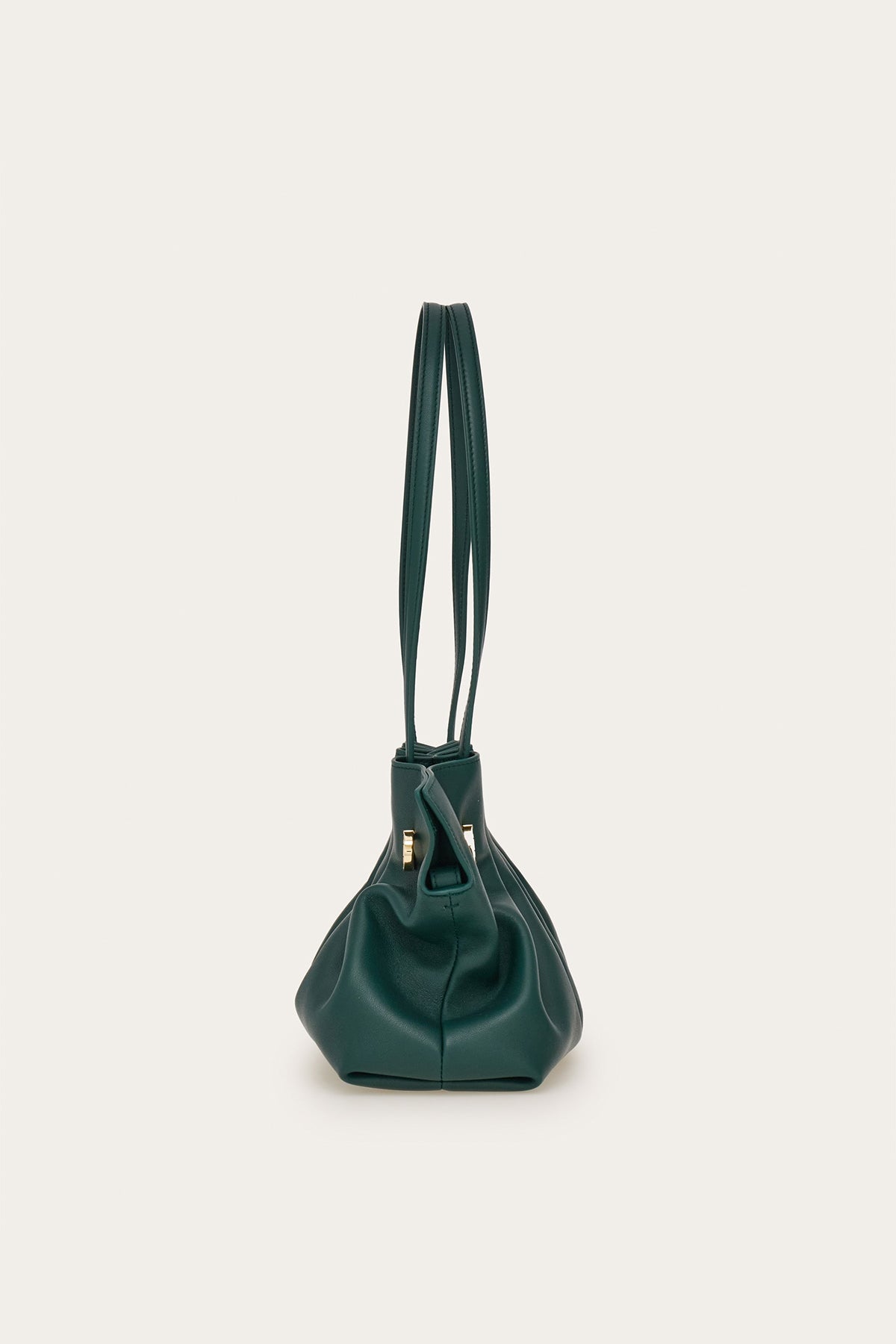 FERRAGAMO | LARGE DUMPLING SOFT SHOULDER BAG