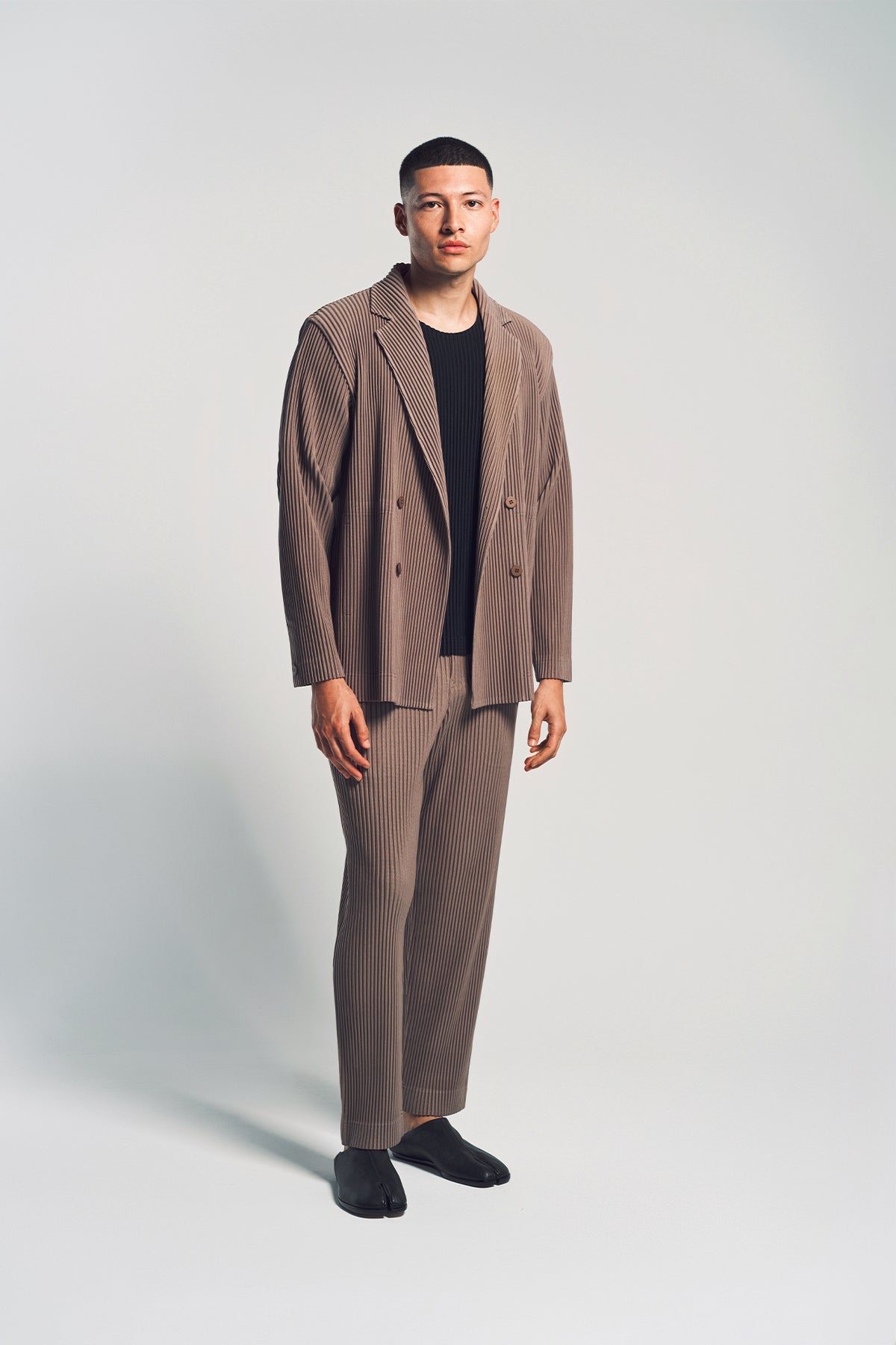 HOMME PLISSÉ ISSEY MIYAKE | TAILORED PLEATED PANTS